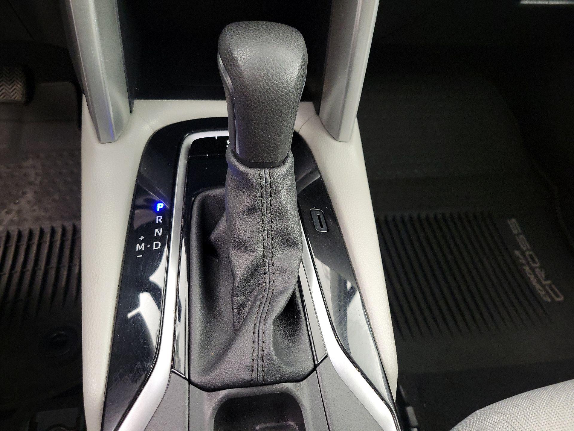 Thumbnail: 2022 Toyota Corolla Cross - 17