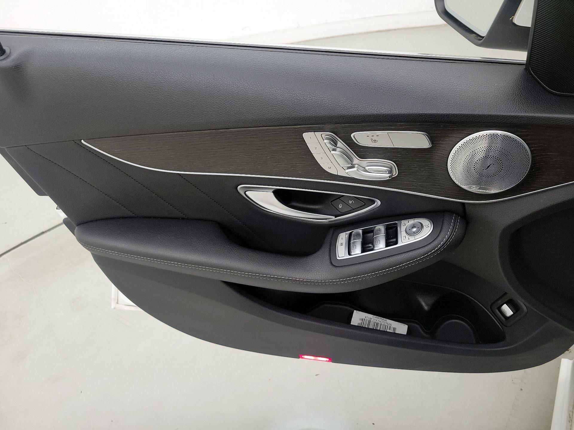 Thumbnail: 2020 Mercedes-Benz C-Class - 12