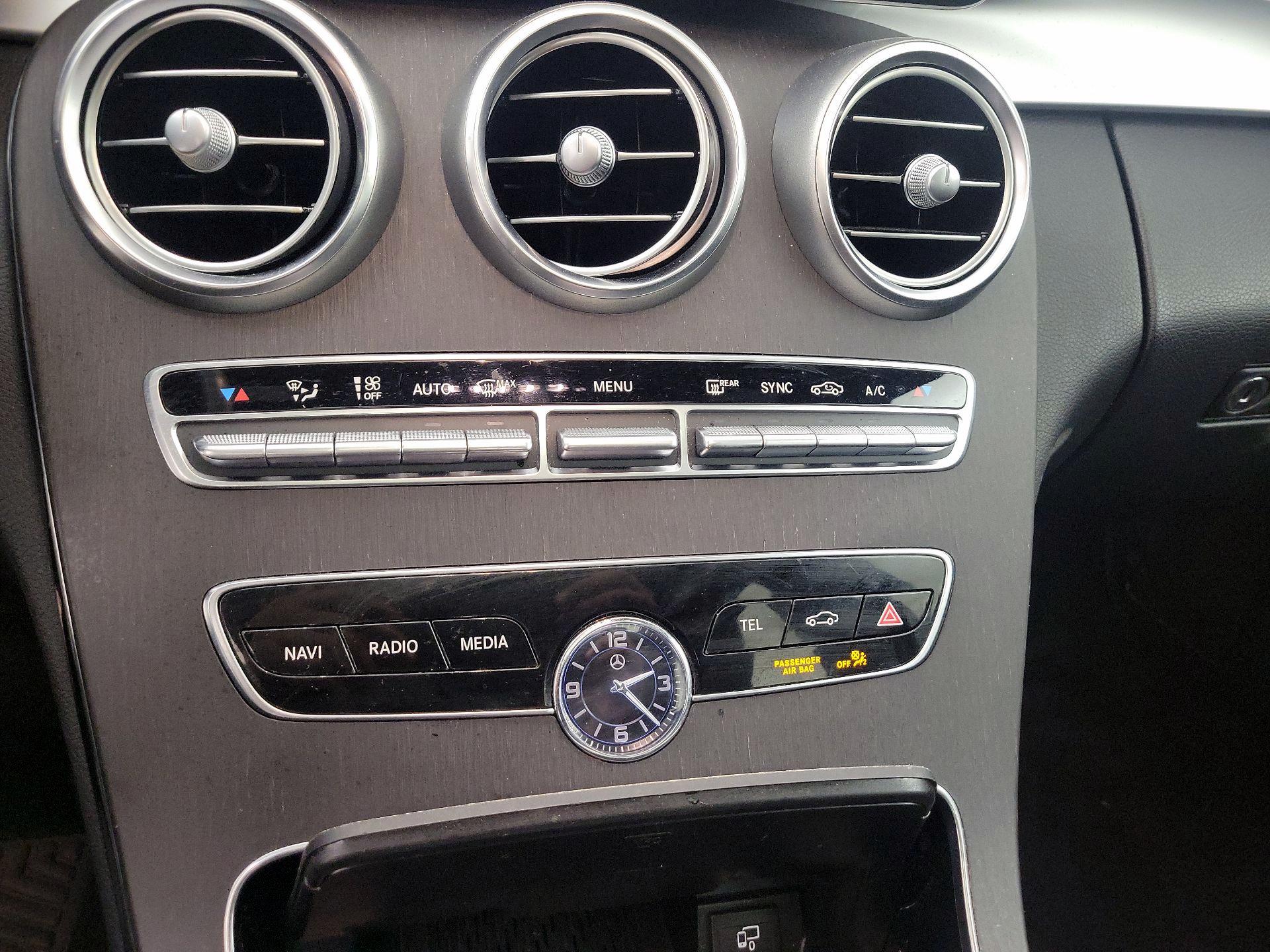 Thumbnail: 2020 Mercedes-Benz C-Class - 16