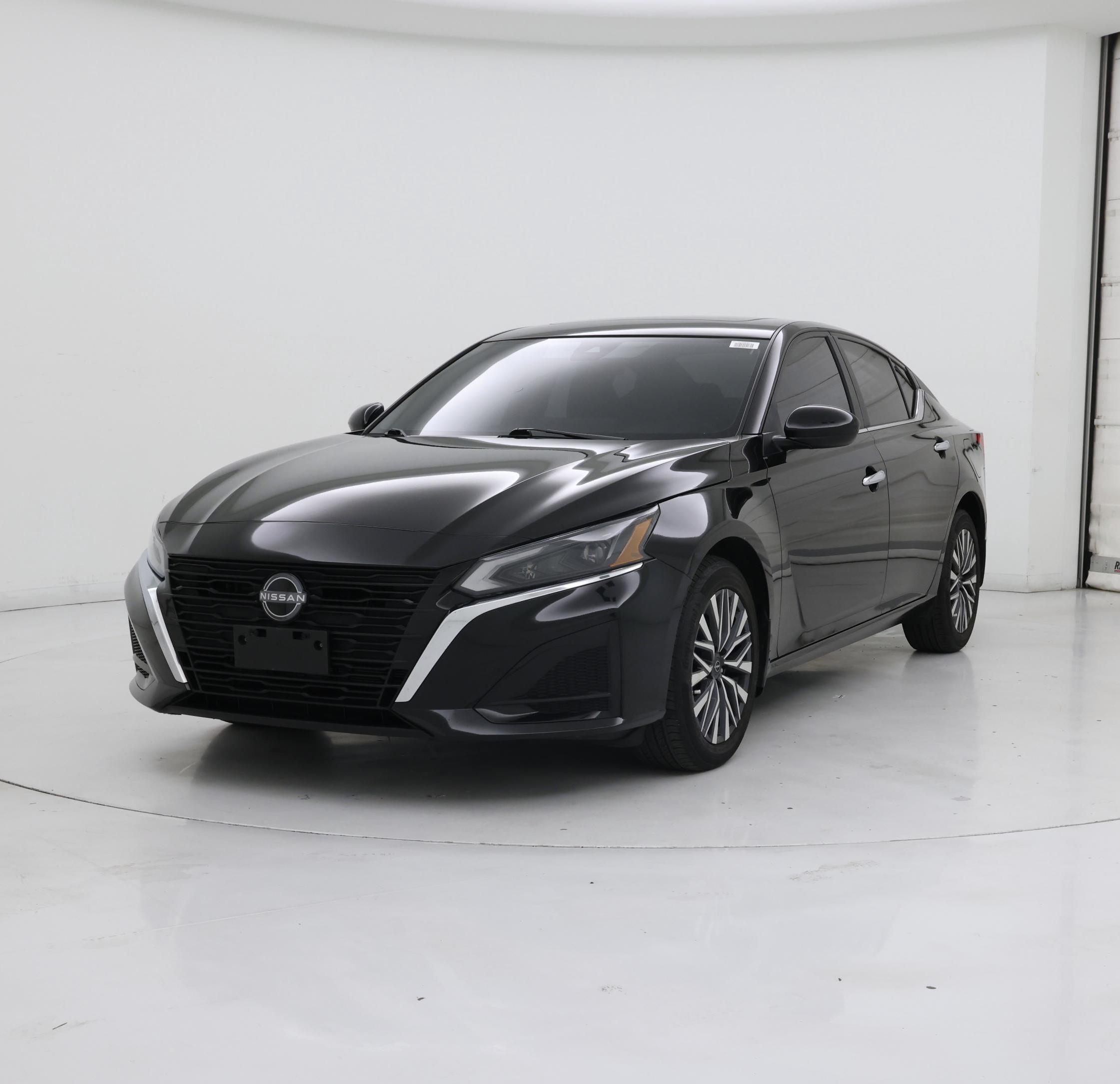 Thumbnail: 2023 Nissan Altima - 4