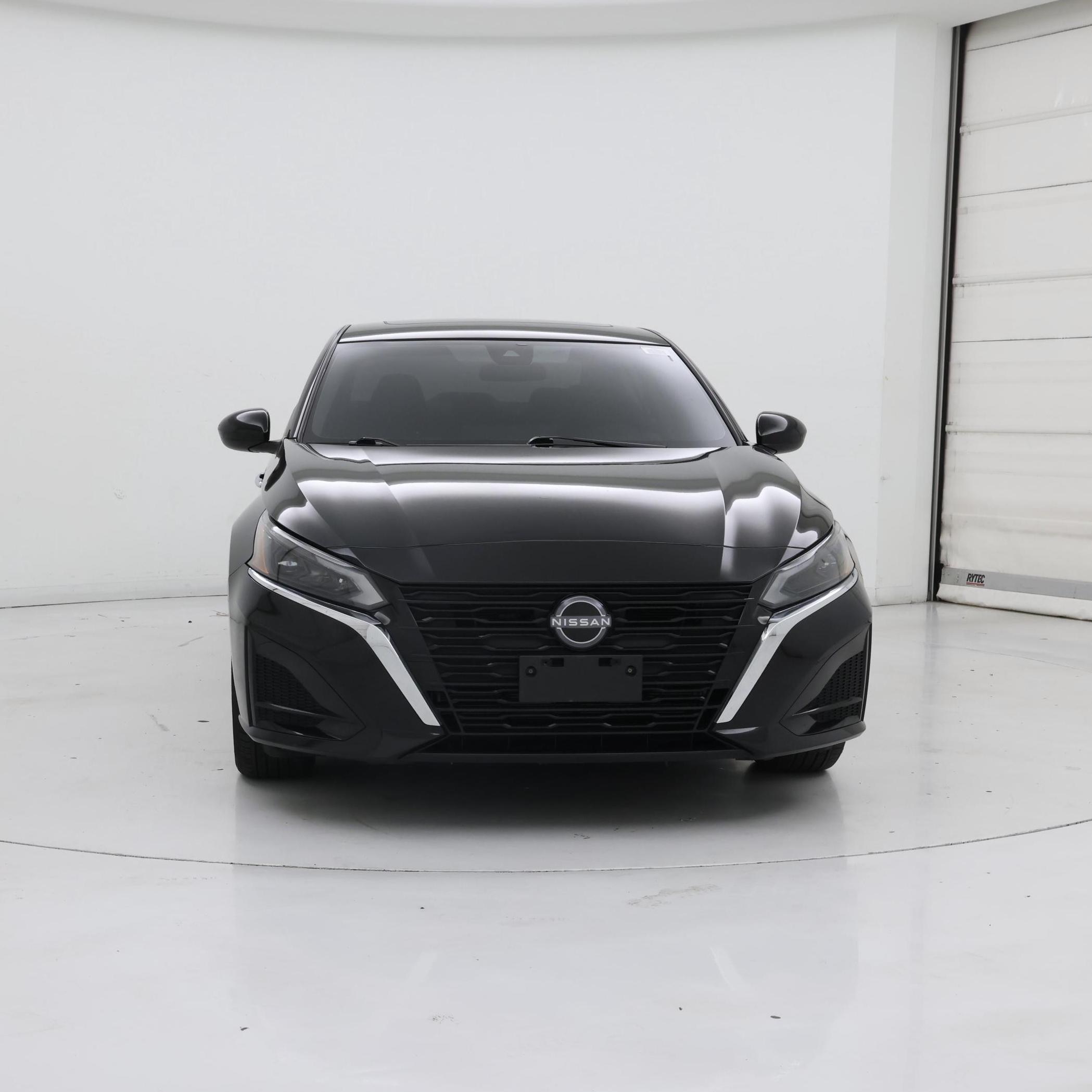 Thumbnail: 2023 Nissan Altima - 5