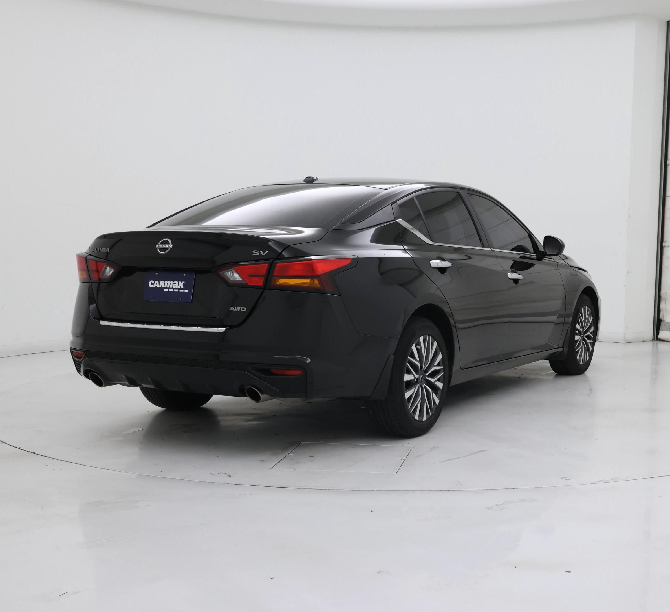 Thumbnail: 2023 Nissan Altima - 8