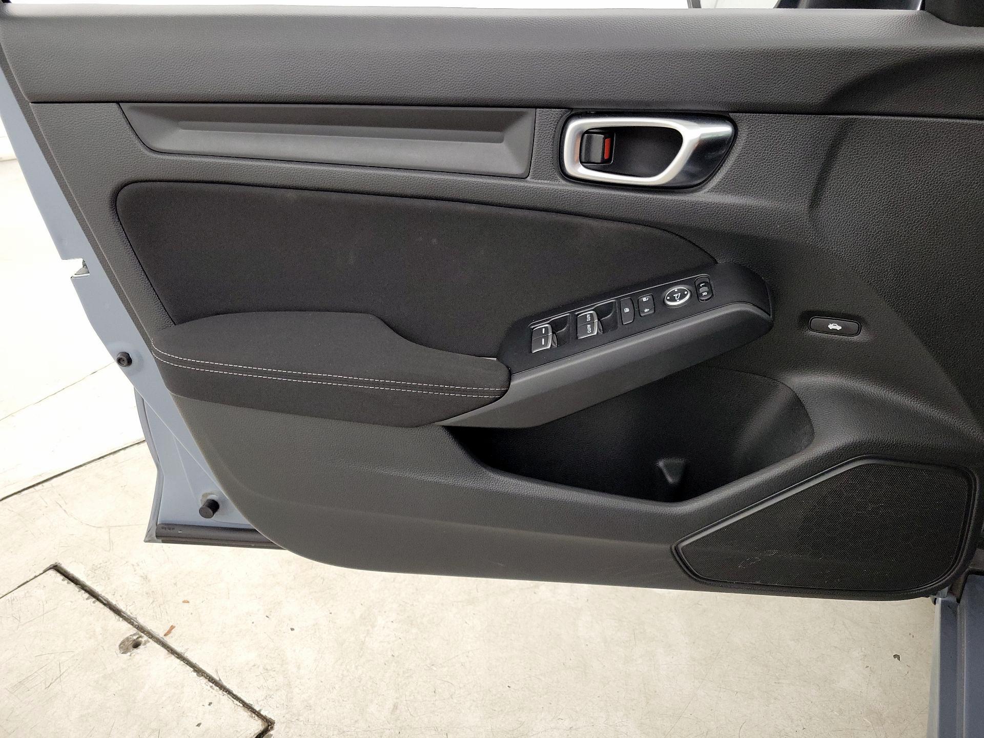 Thumbnail: 2023 Honda Civic - 12