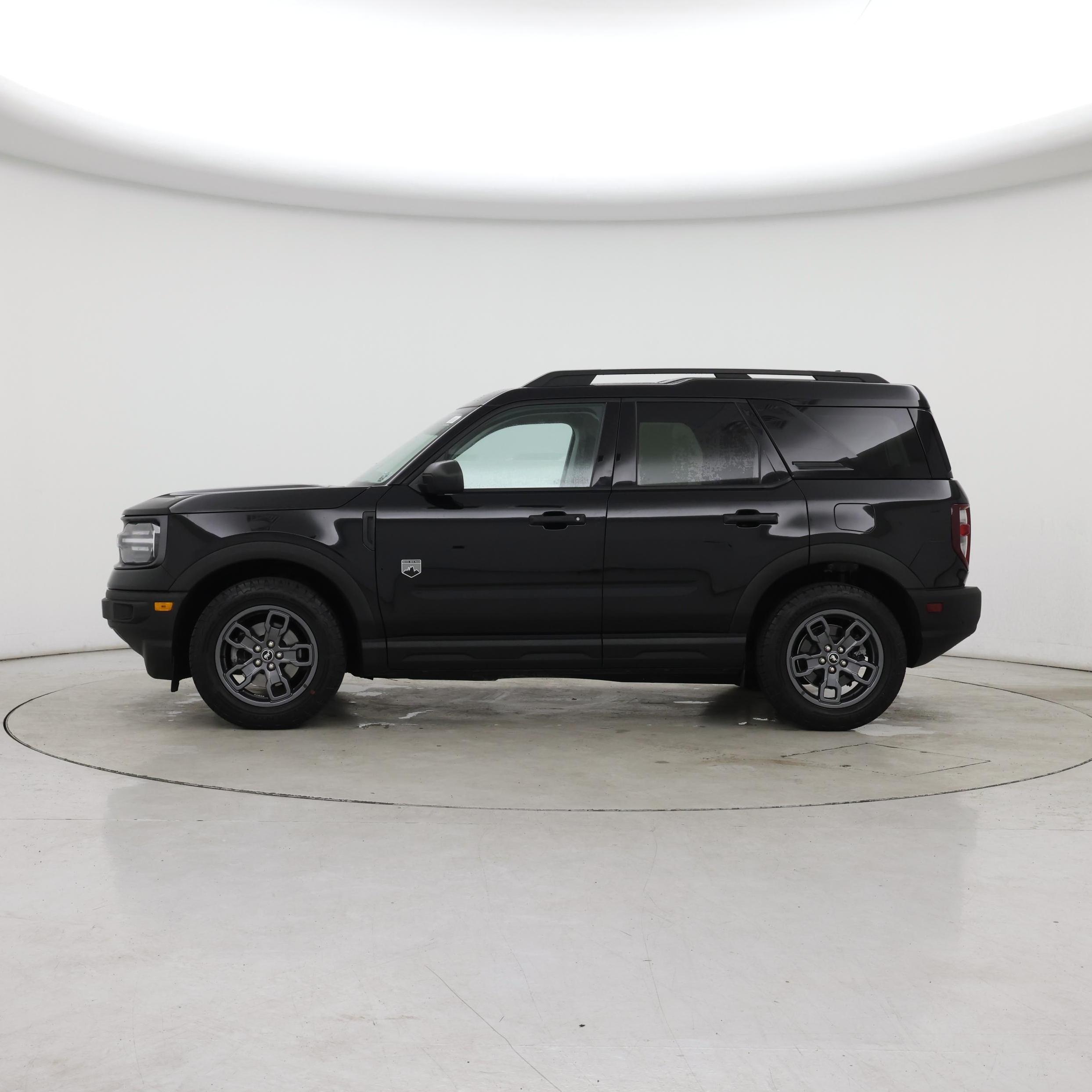 Thumbnail: 2022 Ford Bronco Sport - 3