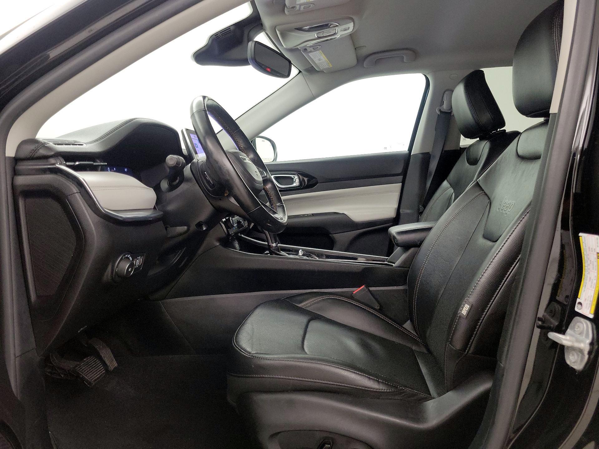 Thumbnail: 2022 Jeep Compass - 11