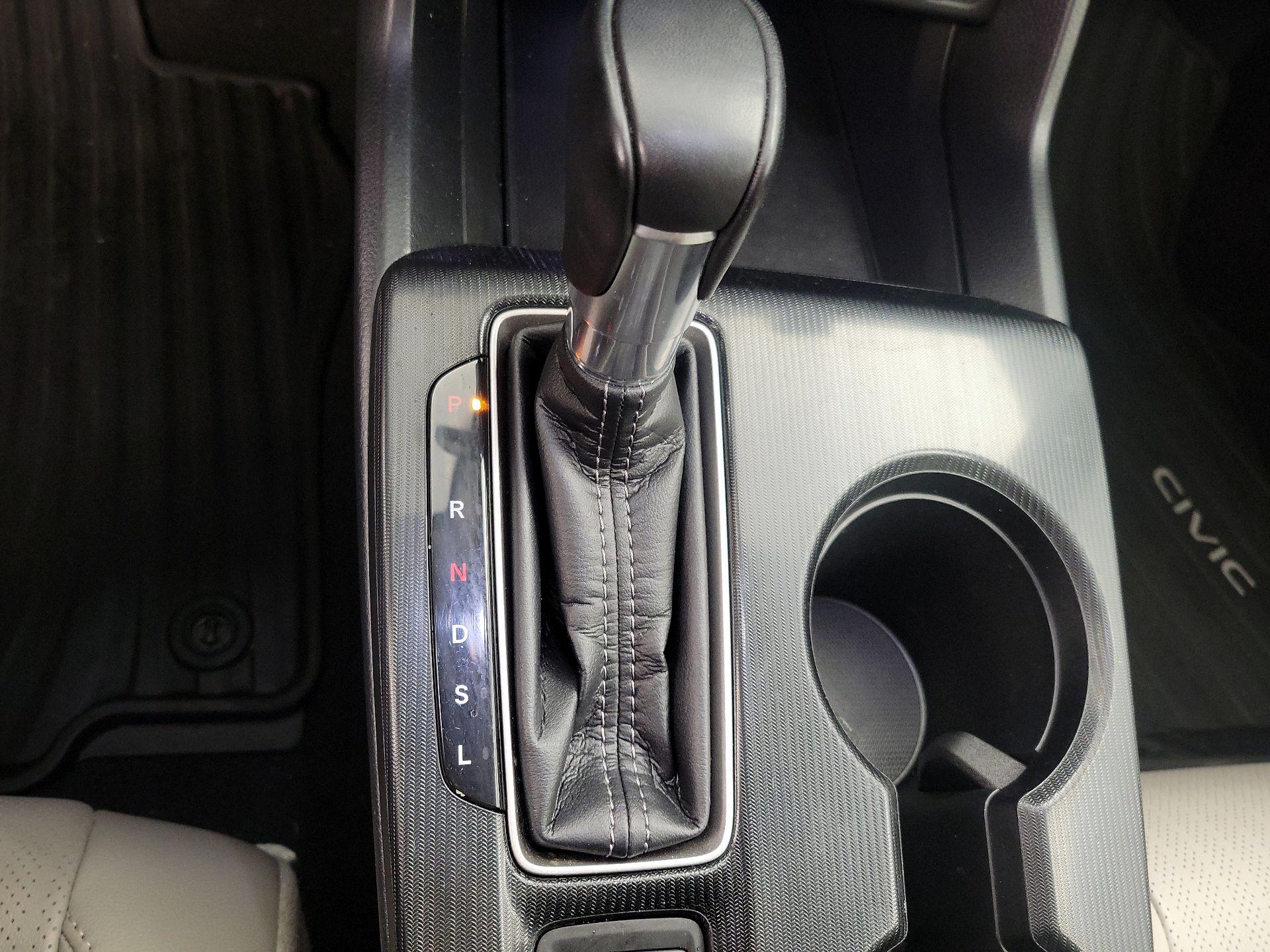 Thumbnail: 2022 Honda Civic - 17