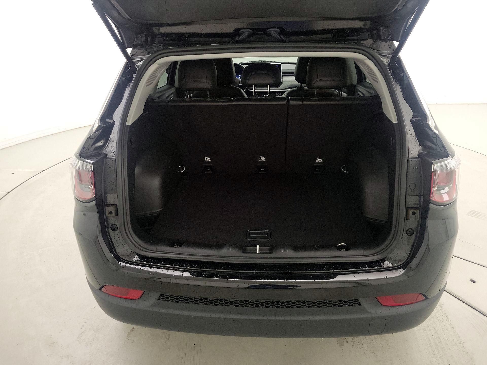 Thumbnail: 2022 Jeep Compass - 20