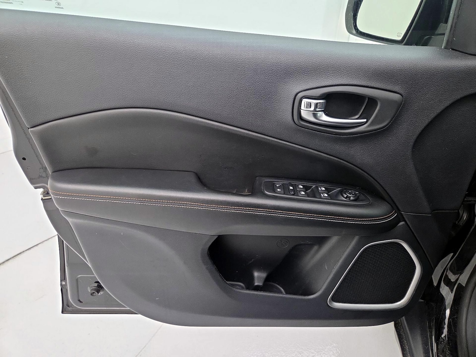 2020 Jeep Compass Latitude - Photo 13