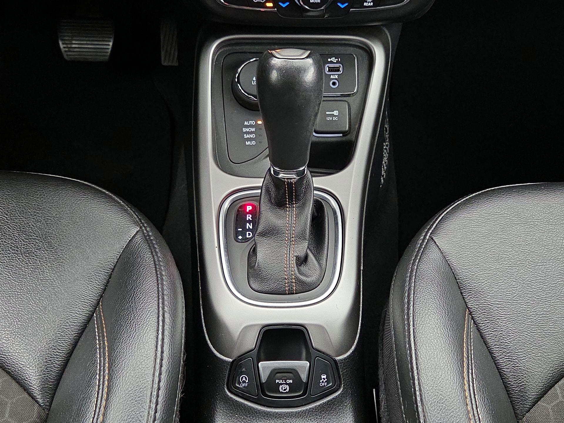 Thumbnail: 2020 Jeep Compass - 17