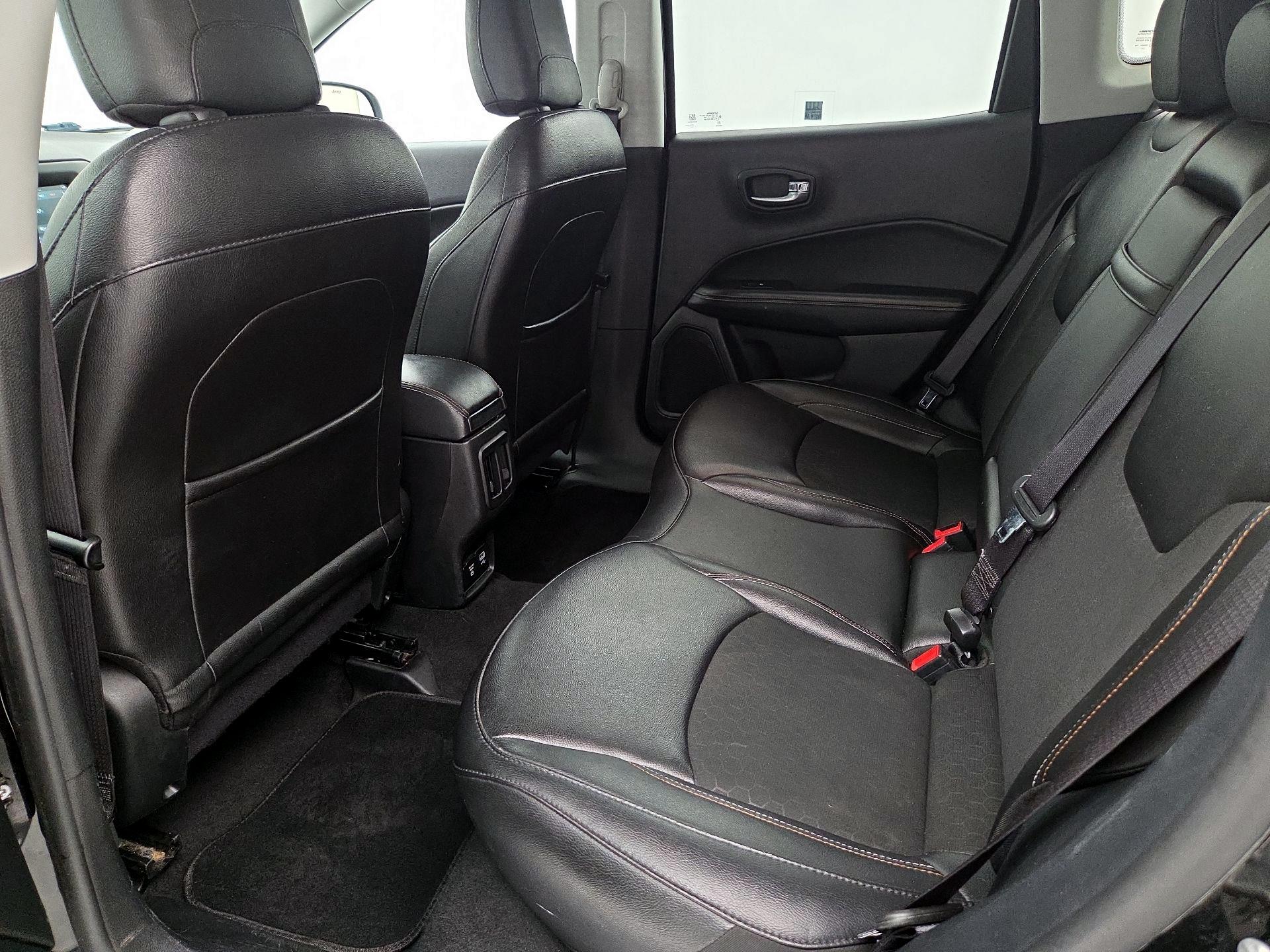 Thumbnail: 2020 Jeep Compass - 19