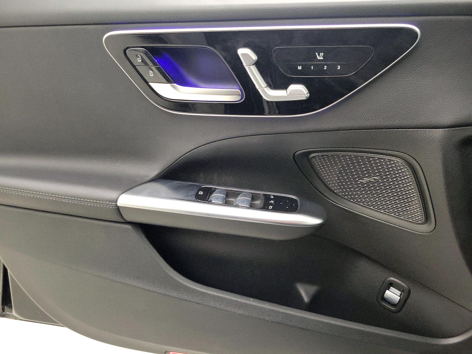 Thumbnail: 2022 Mercedes-Benz C-Class - 12