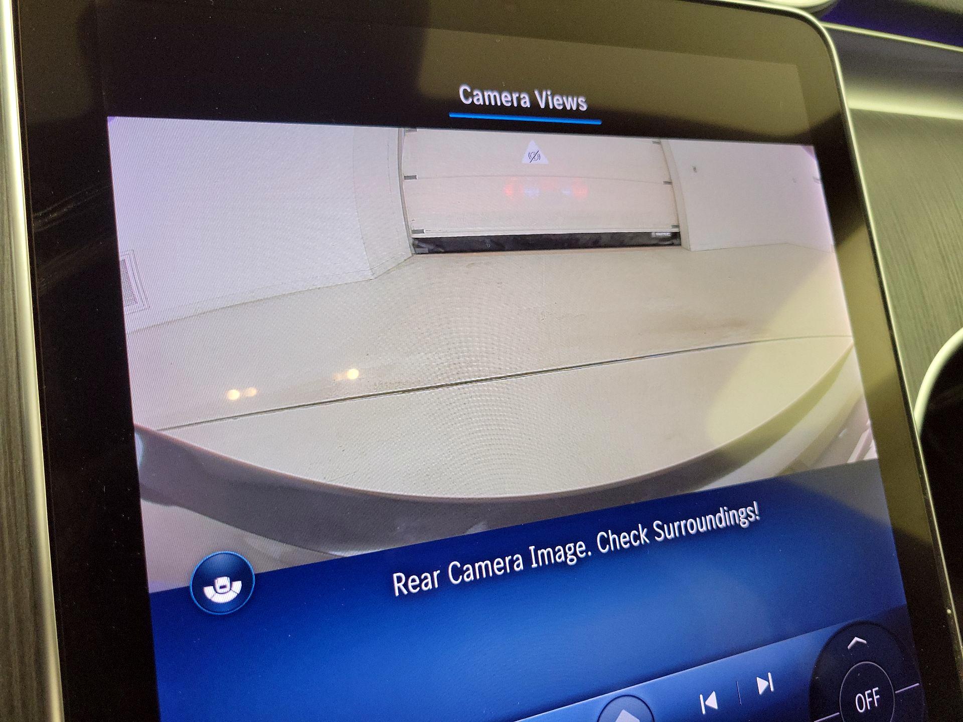 Thumbnail: 2022 Mercedes-Benz C-Class - 15