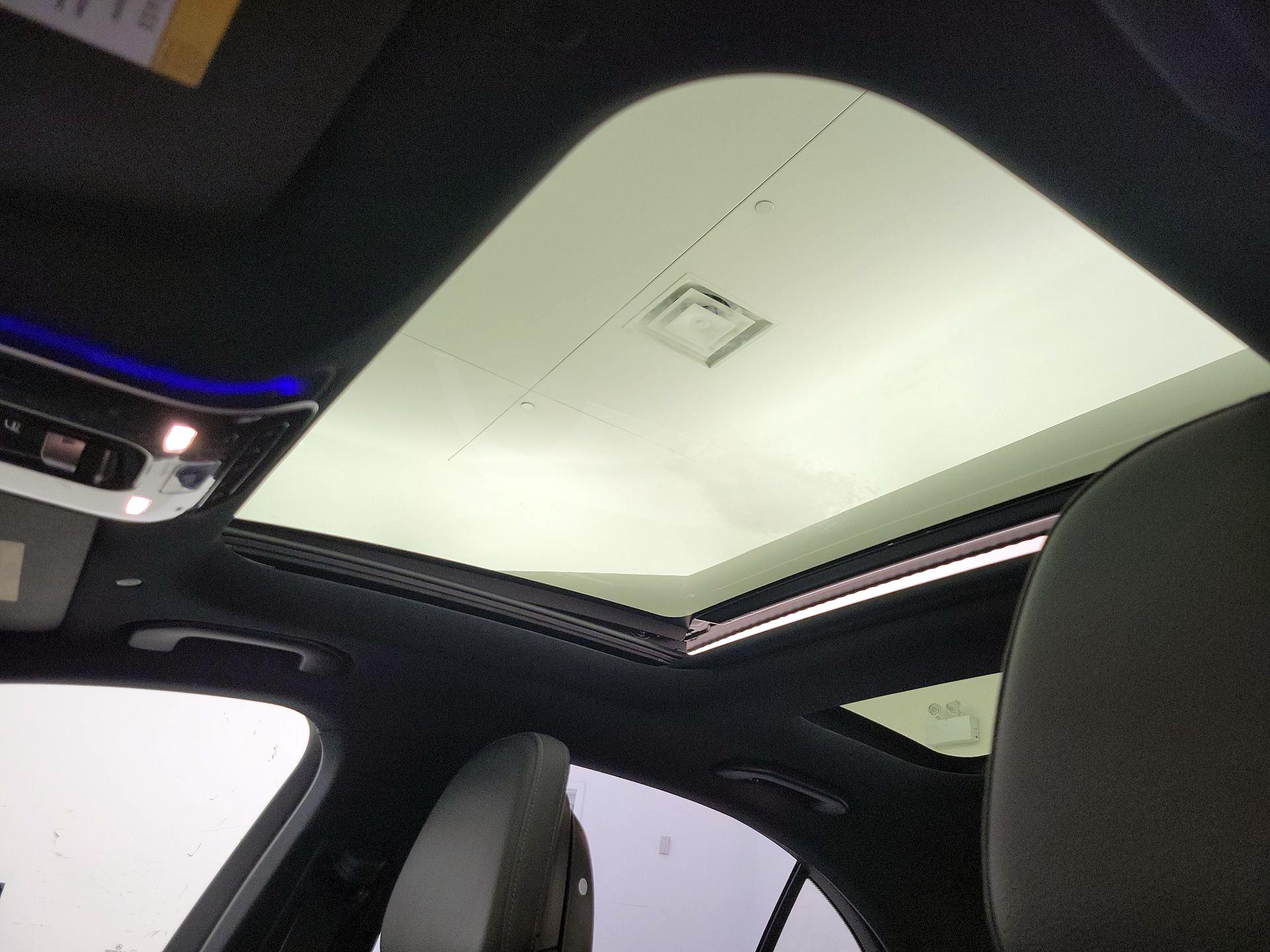 Thumbnail: 2022 Mercedes-Benz C-Class - 20