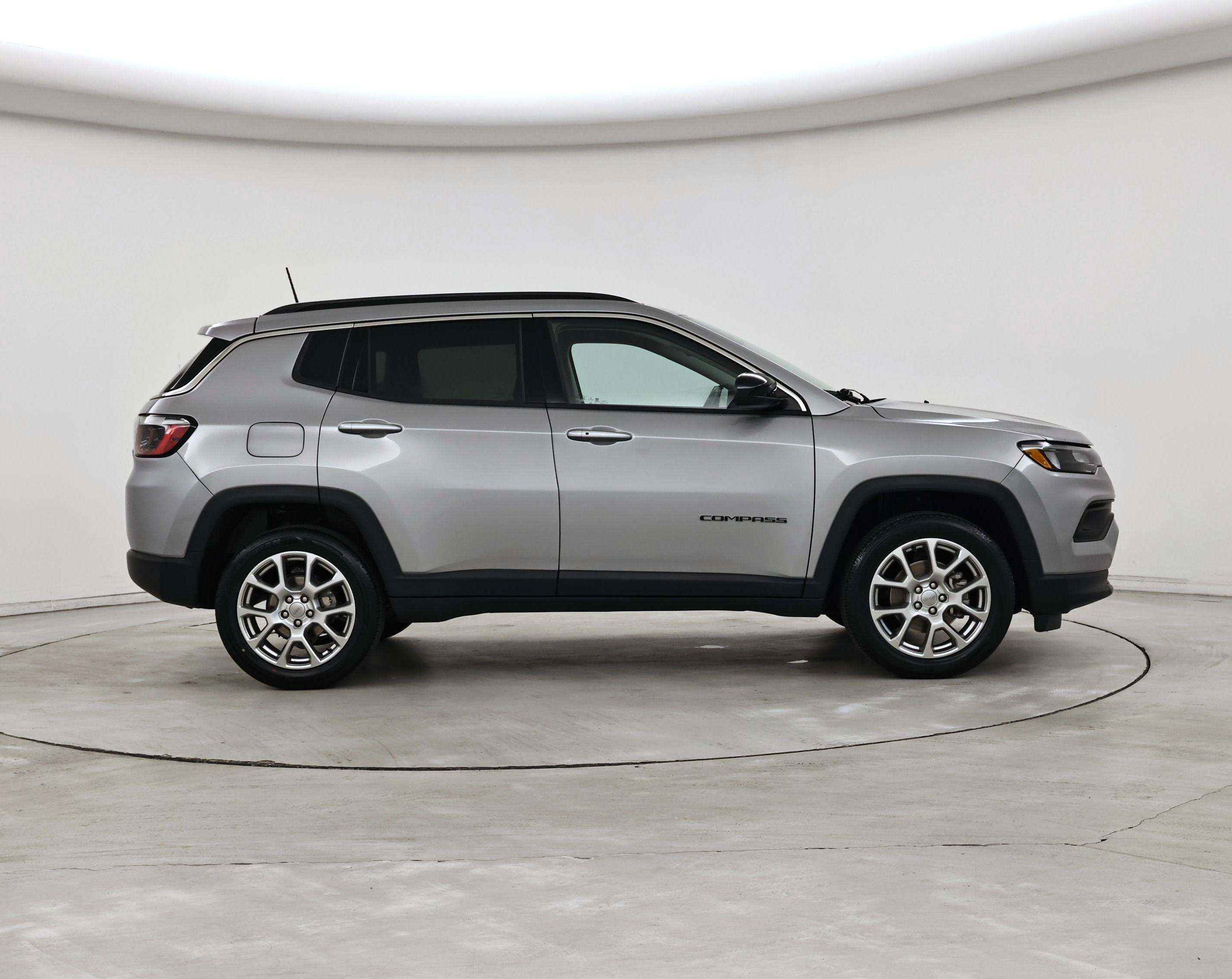 Thumbnail: 2022 Jeep Compass - 7