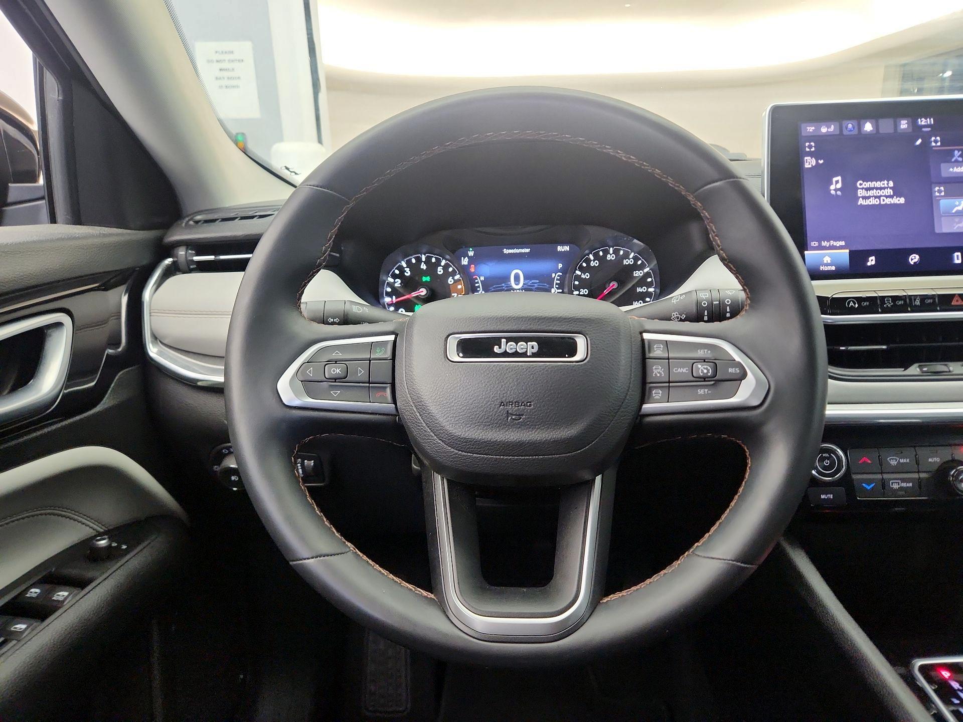 Thumbnail: 2022 Jeep Compass - 10