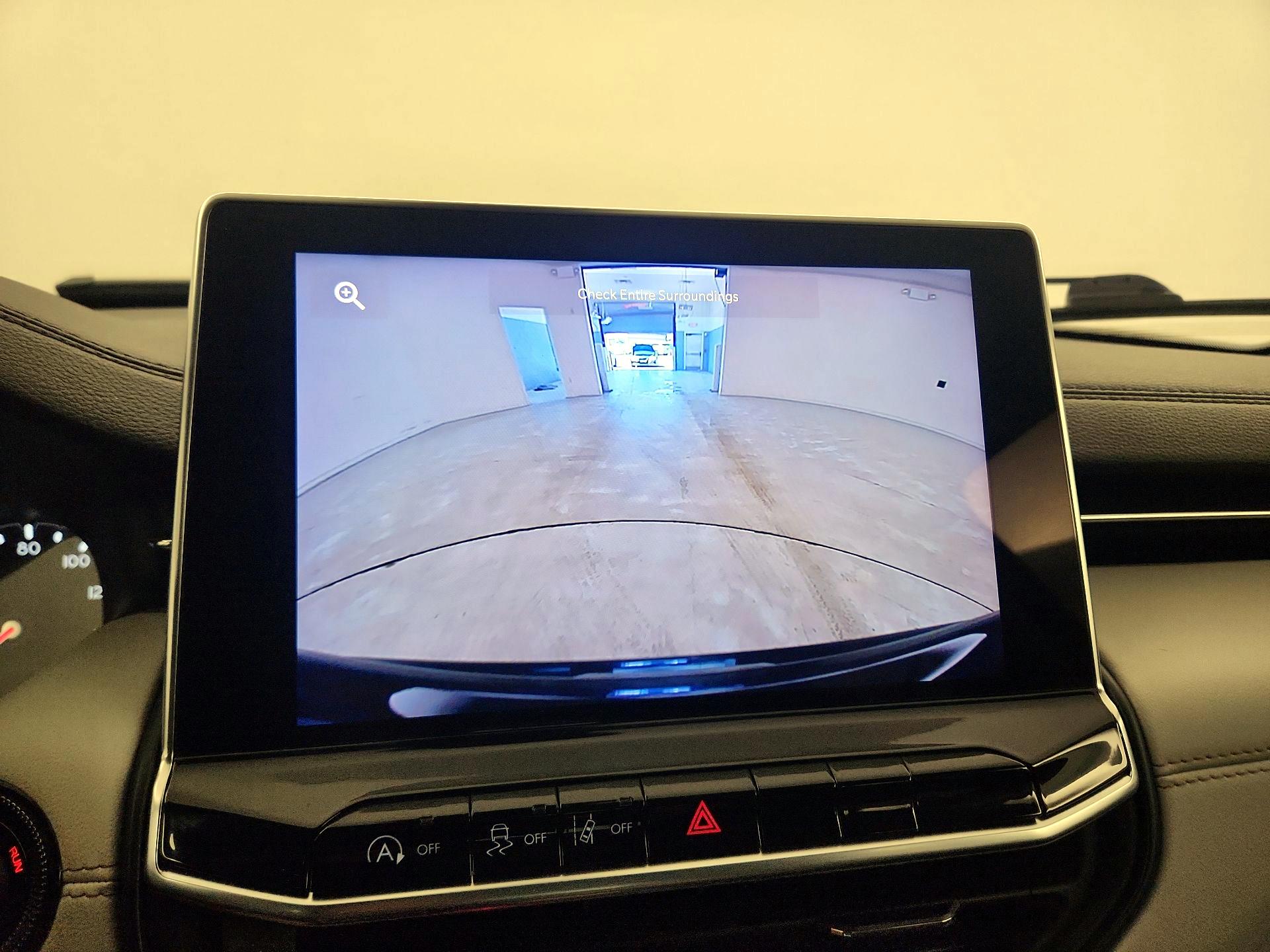 Thumbnail: 2022 Jeep Compass - 14