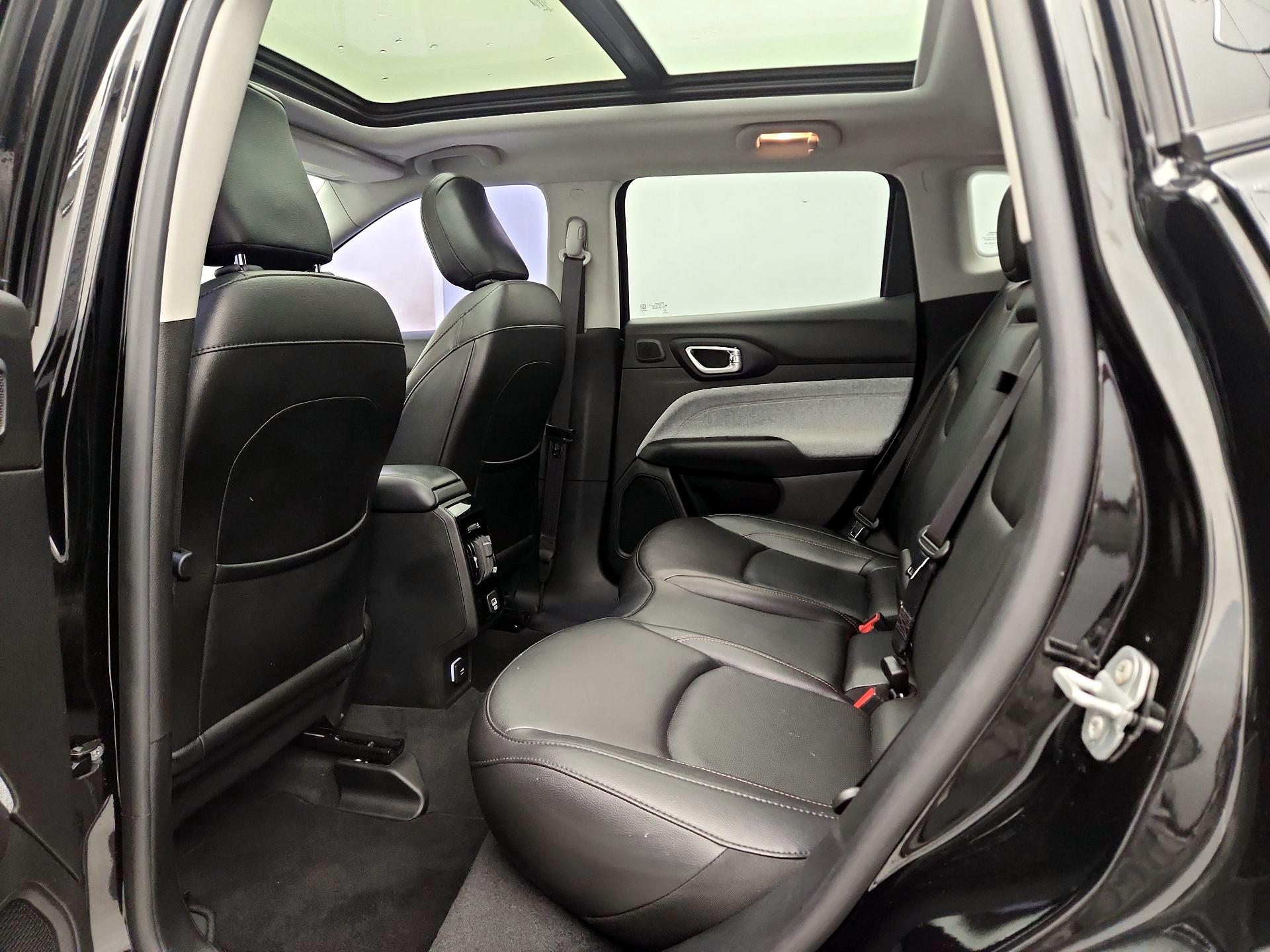 Thumbnail: 2022 Jeep Compass - 20