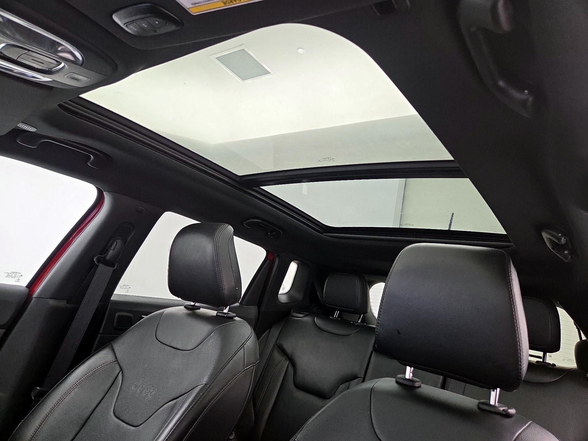 Thumbnail: 2022 Jeep Compass - 20