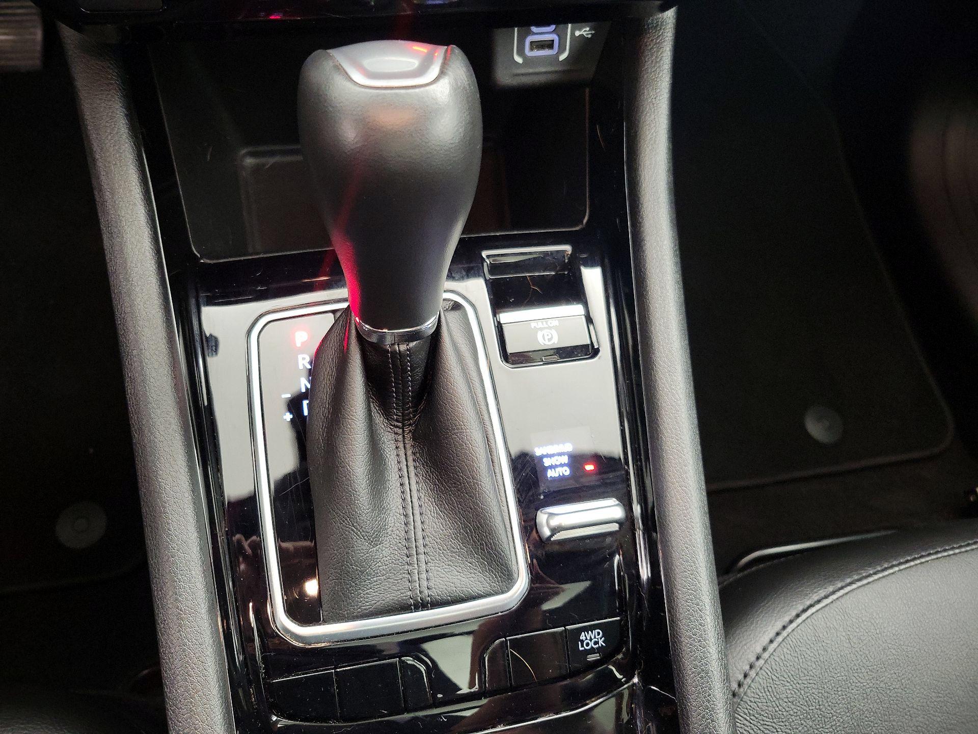 Thumbnail: 2023 Jeep Compass - 17