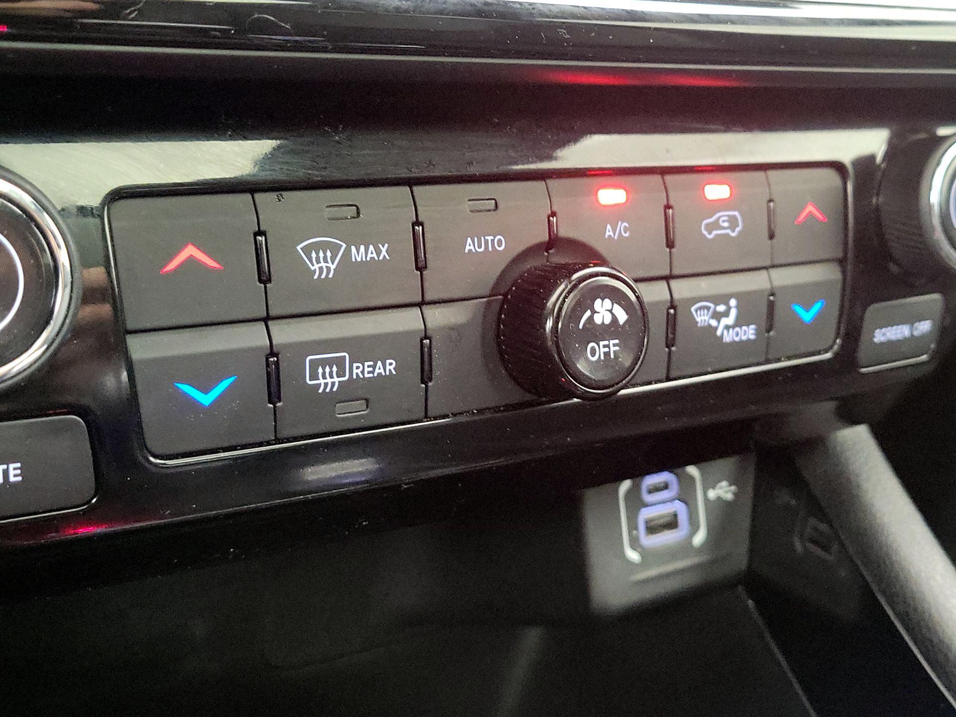 Thumbnail: 2023 Jeep Compass - 16