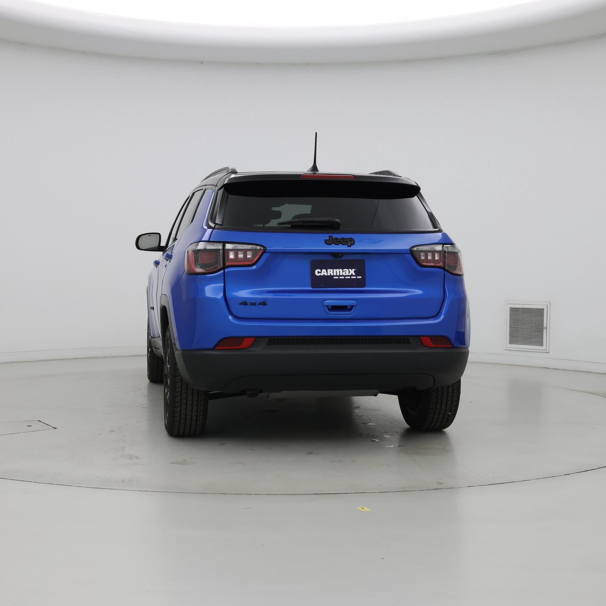 Thumbnail: 2023 Jeep Compass - 6