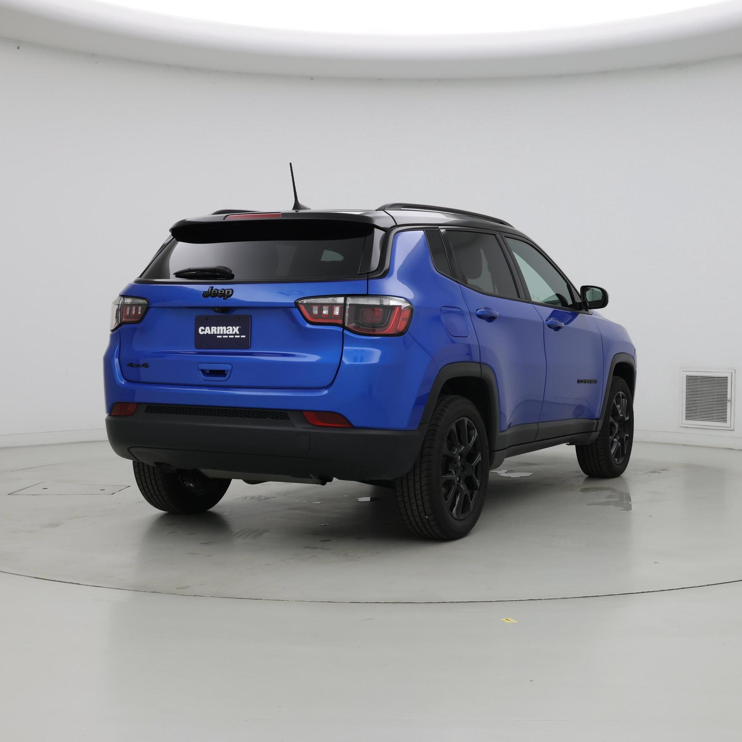 Thumbnail: 2023 Jeep Compass - 8