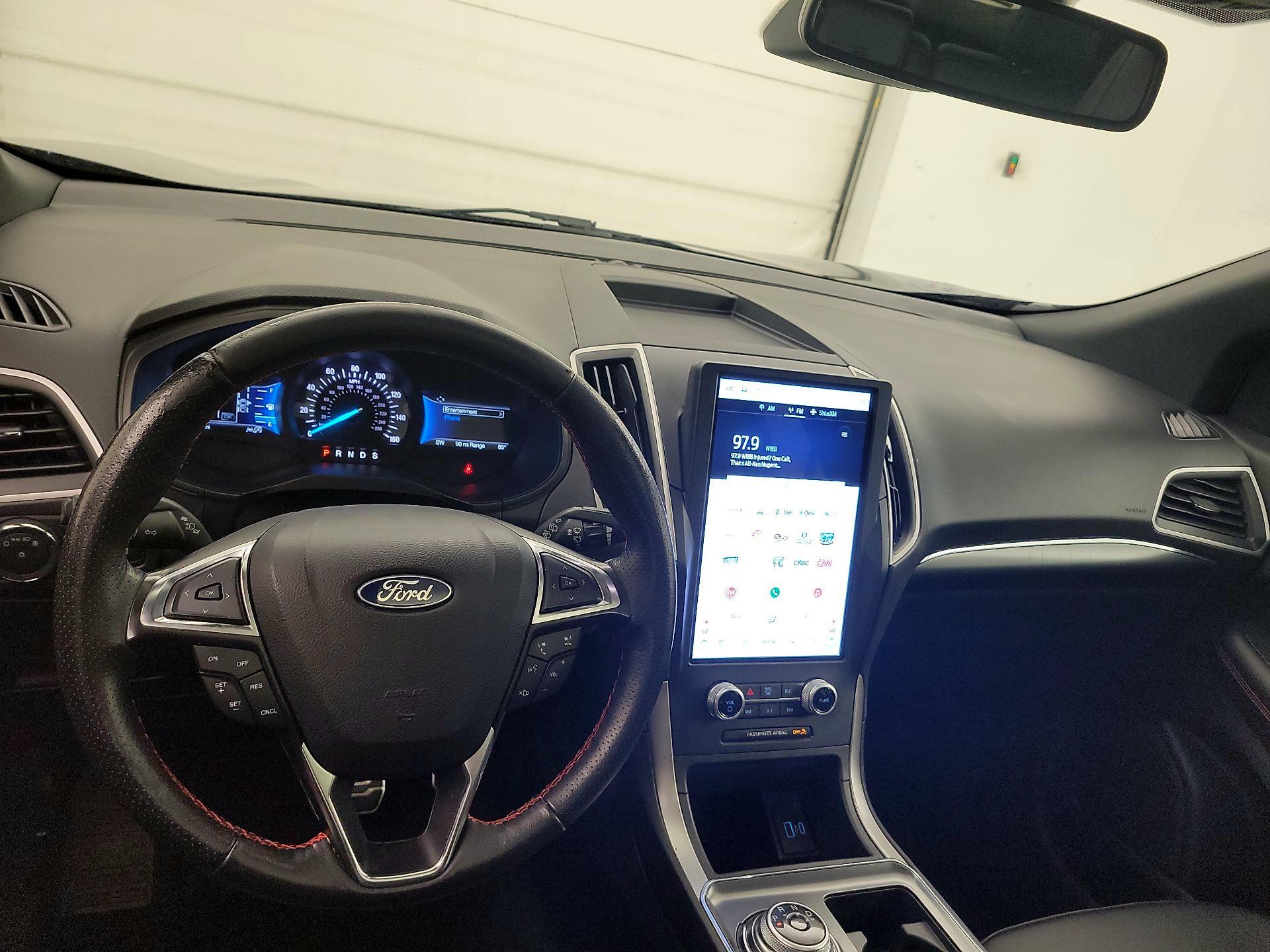 Thumbnail: 2022 Ford Edge - 9