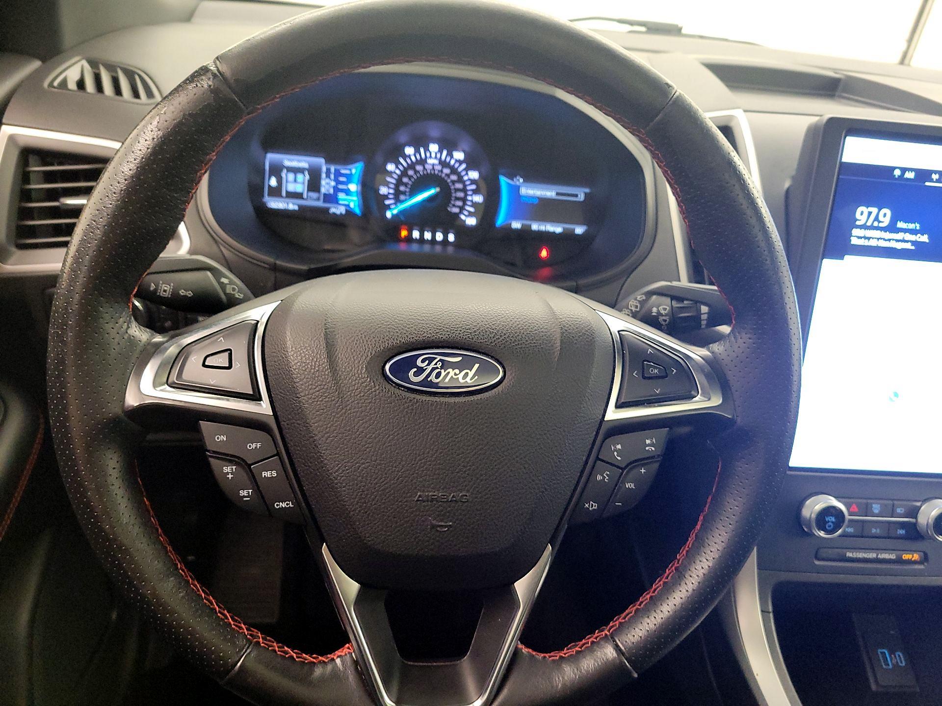 Thumbnail: 2022 Ford Edge - 10