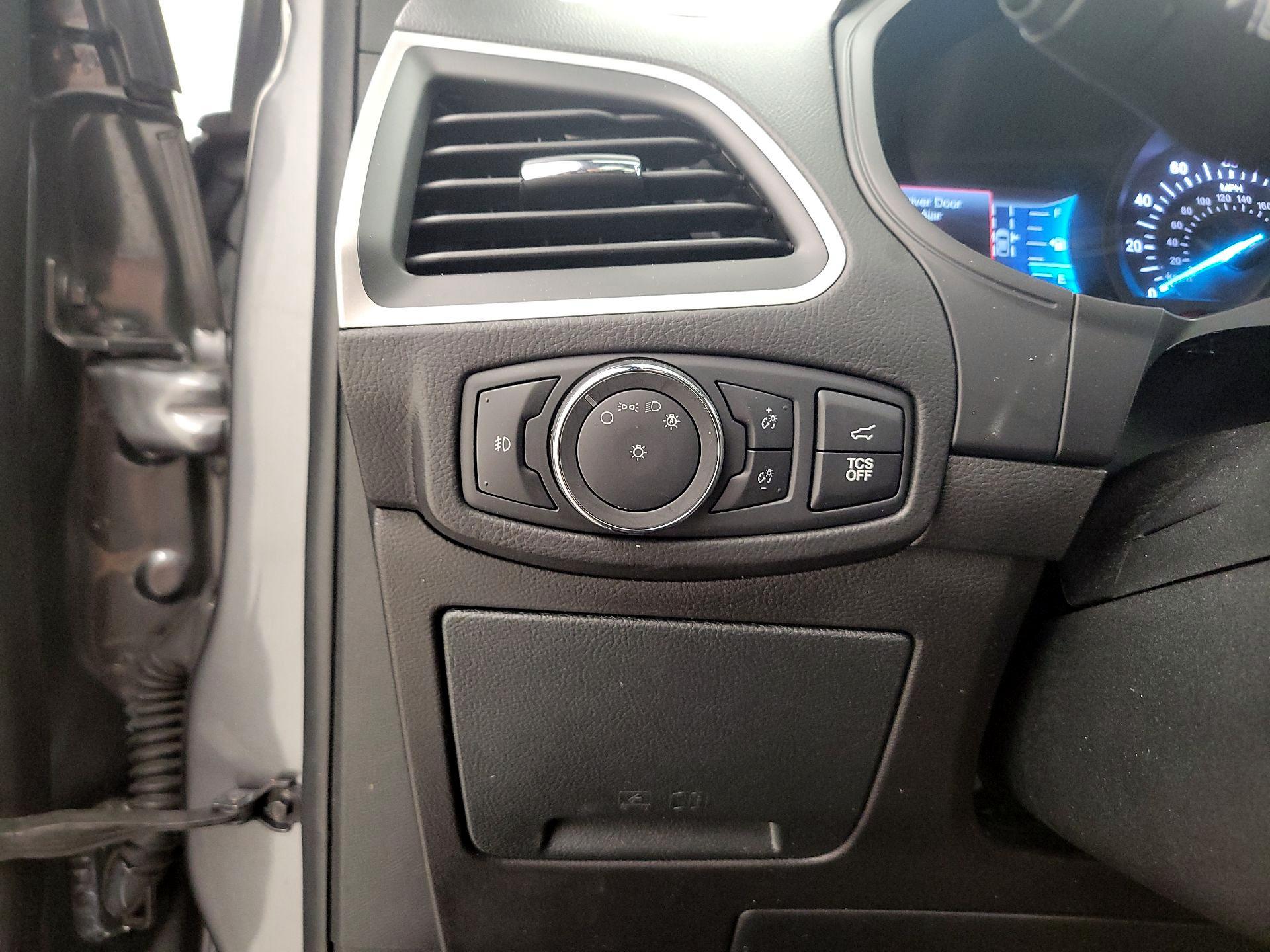 Thumbnail: 2022 Ford Edge - 13