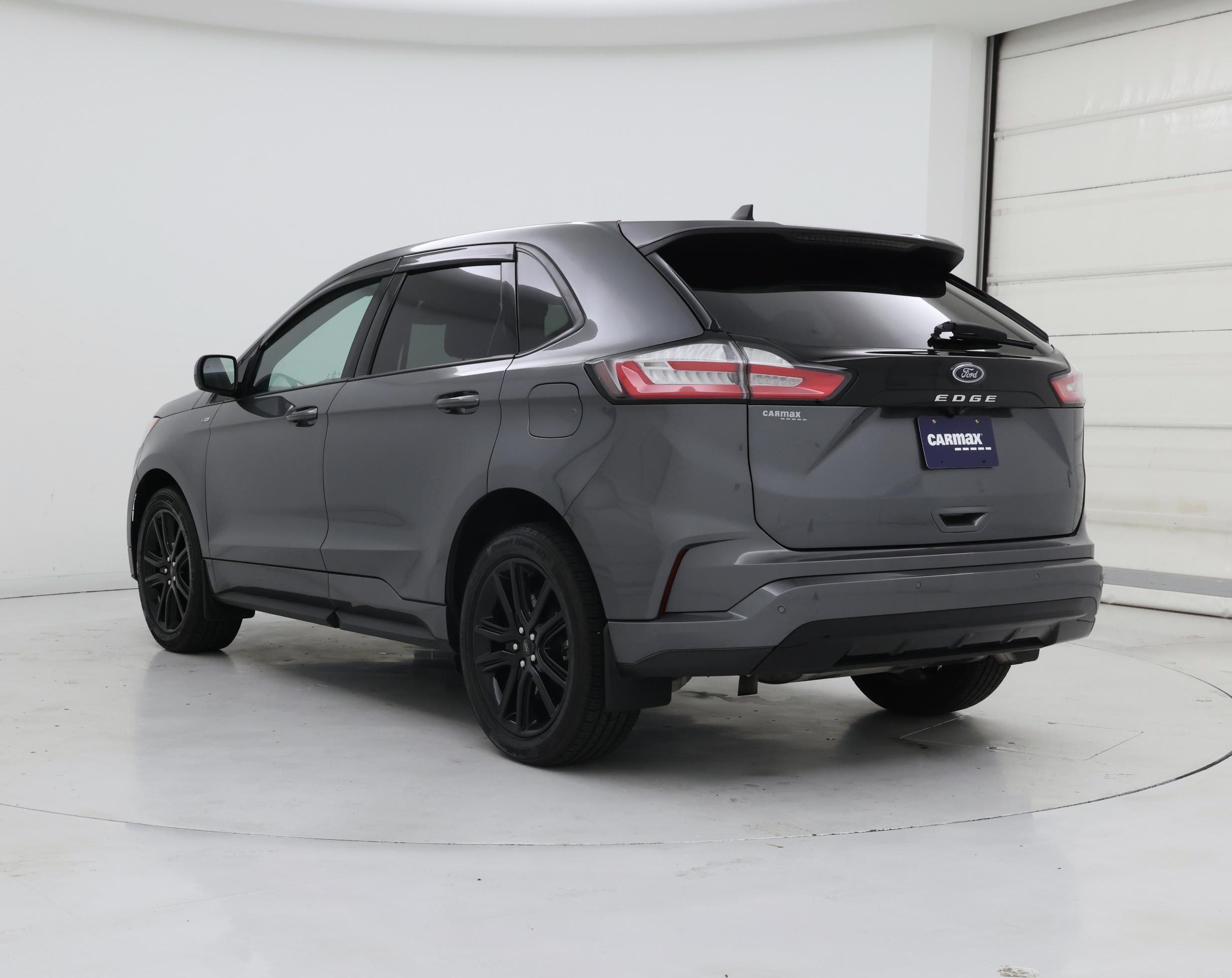 Thumbnail: 2022 Ford Edge - 2