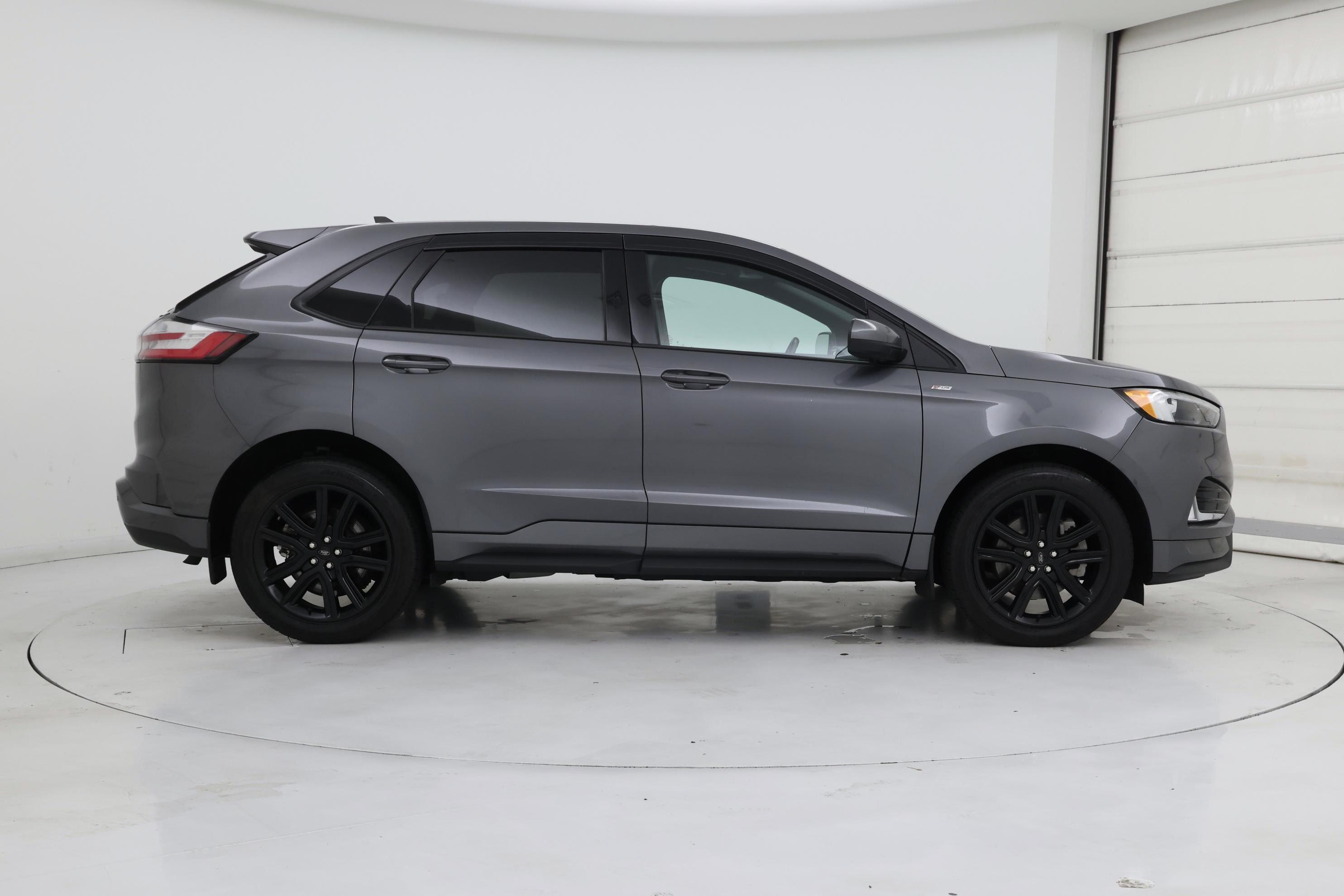 Thumbnail: 2022 Ford Edge - 7