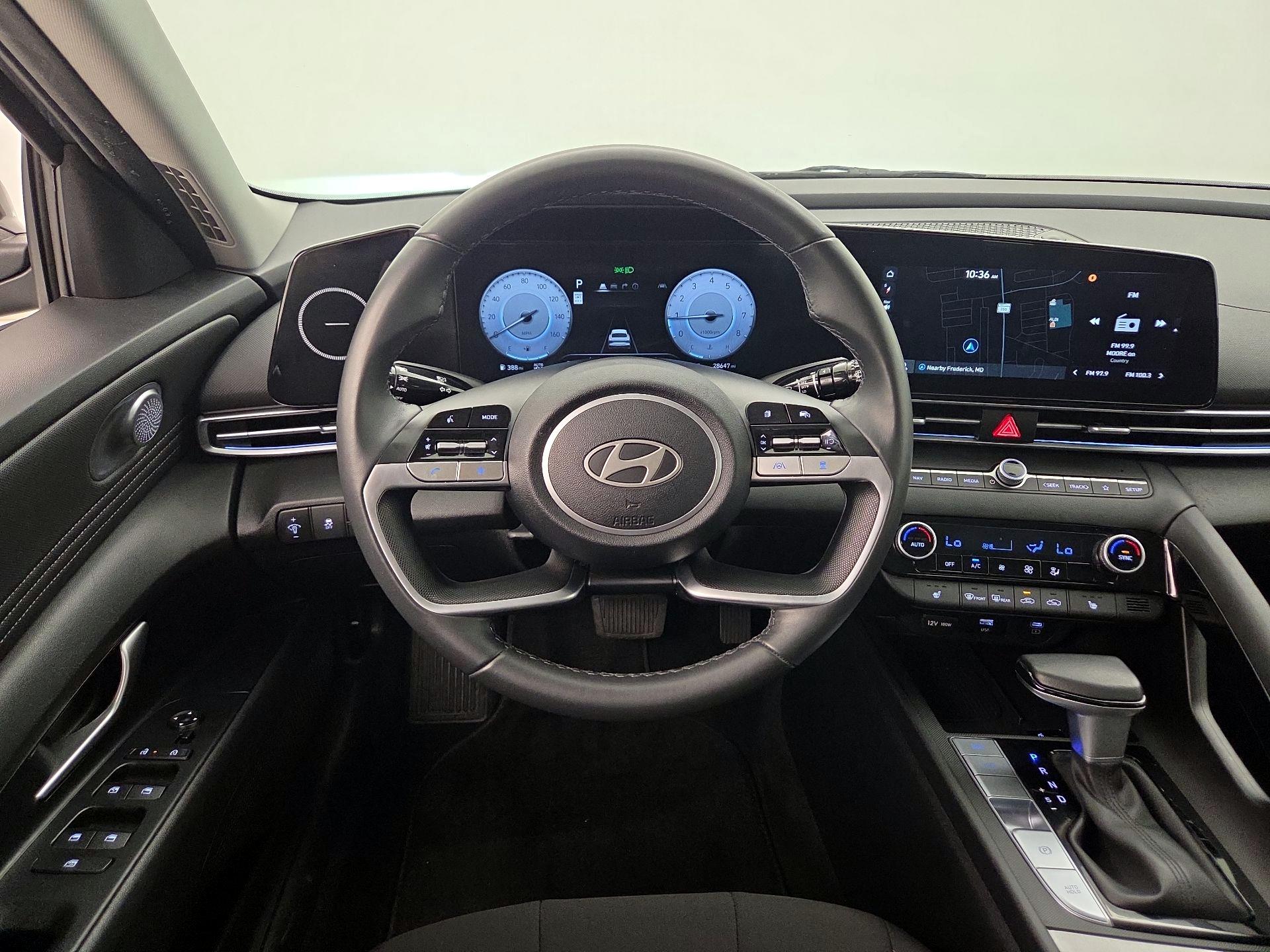 Thumbnail: 2025 Hyundai Elantra - 10