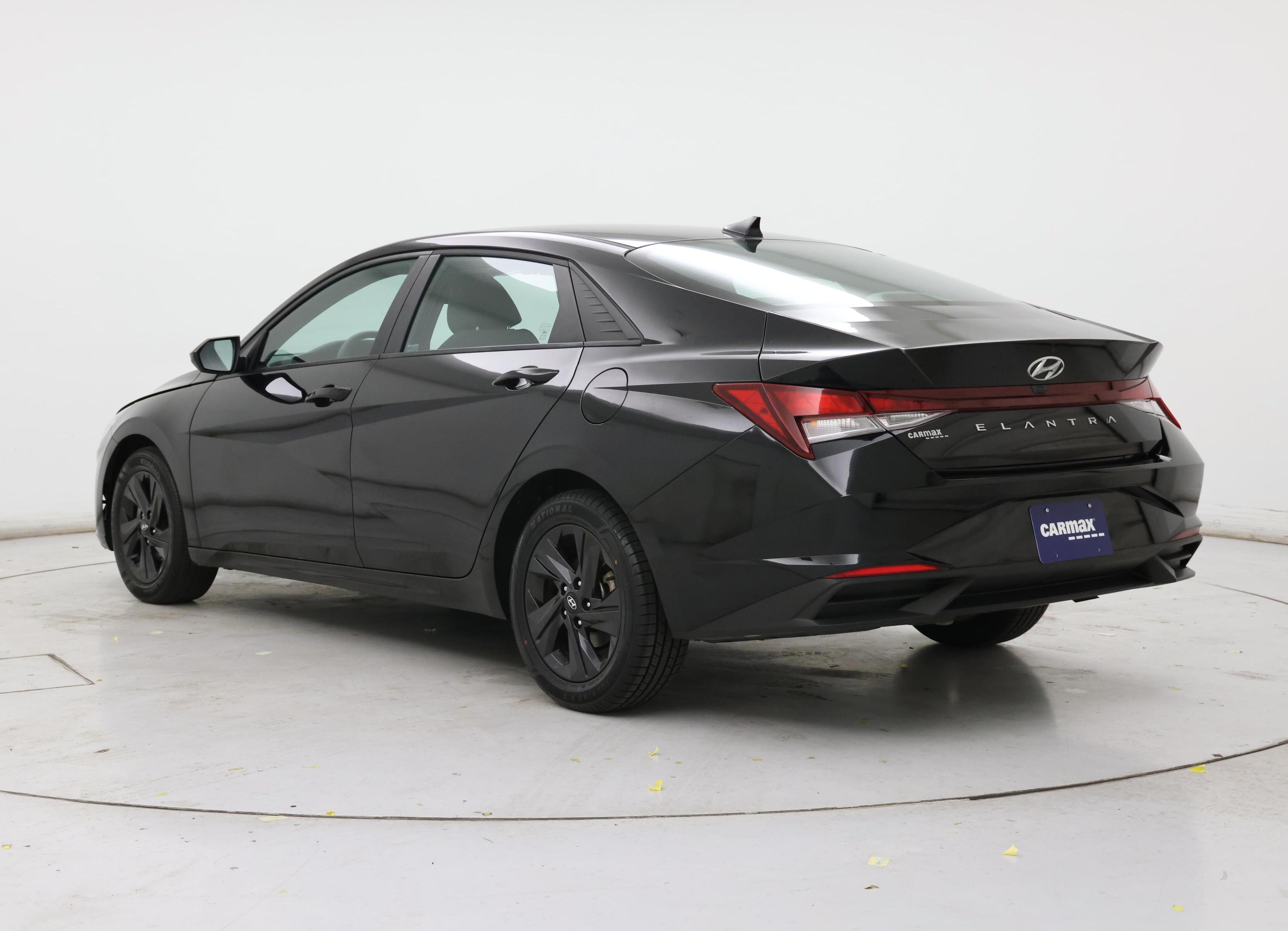 Thumbnail: 2023 Hyundai Elantra - 2