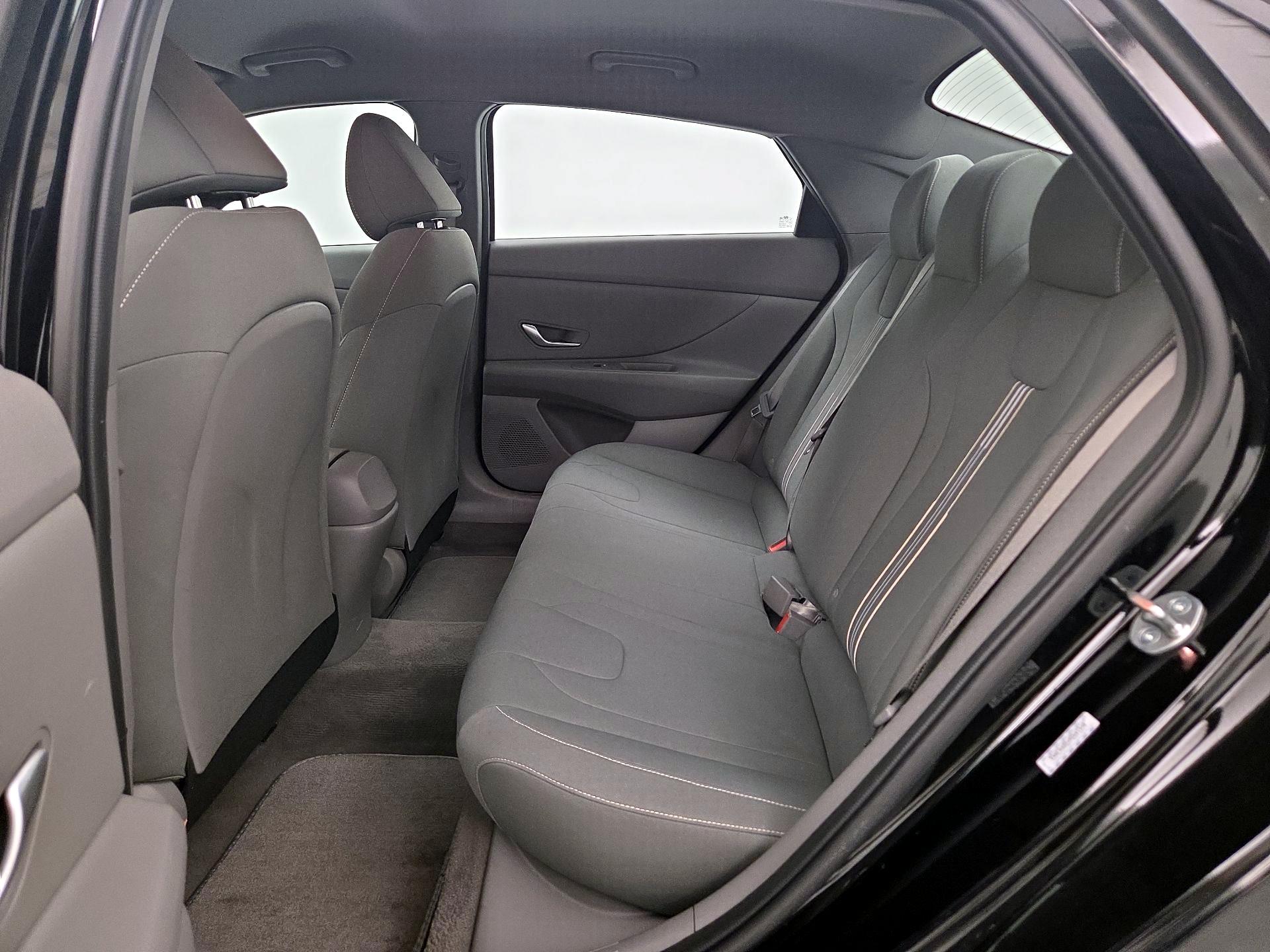 Thumbnail: 2023 Hyundai Elantra - 19