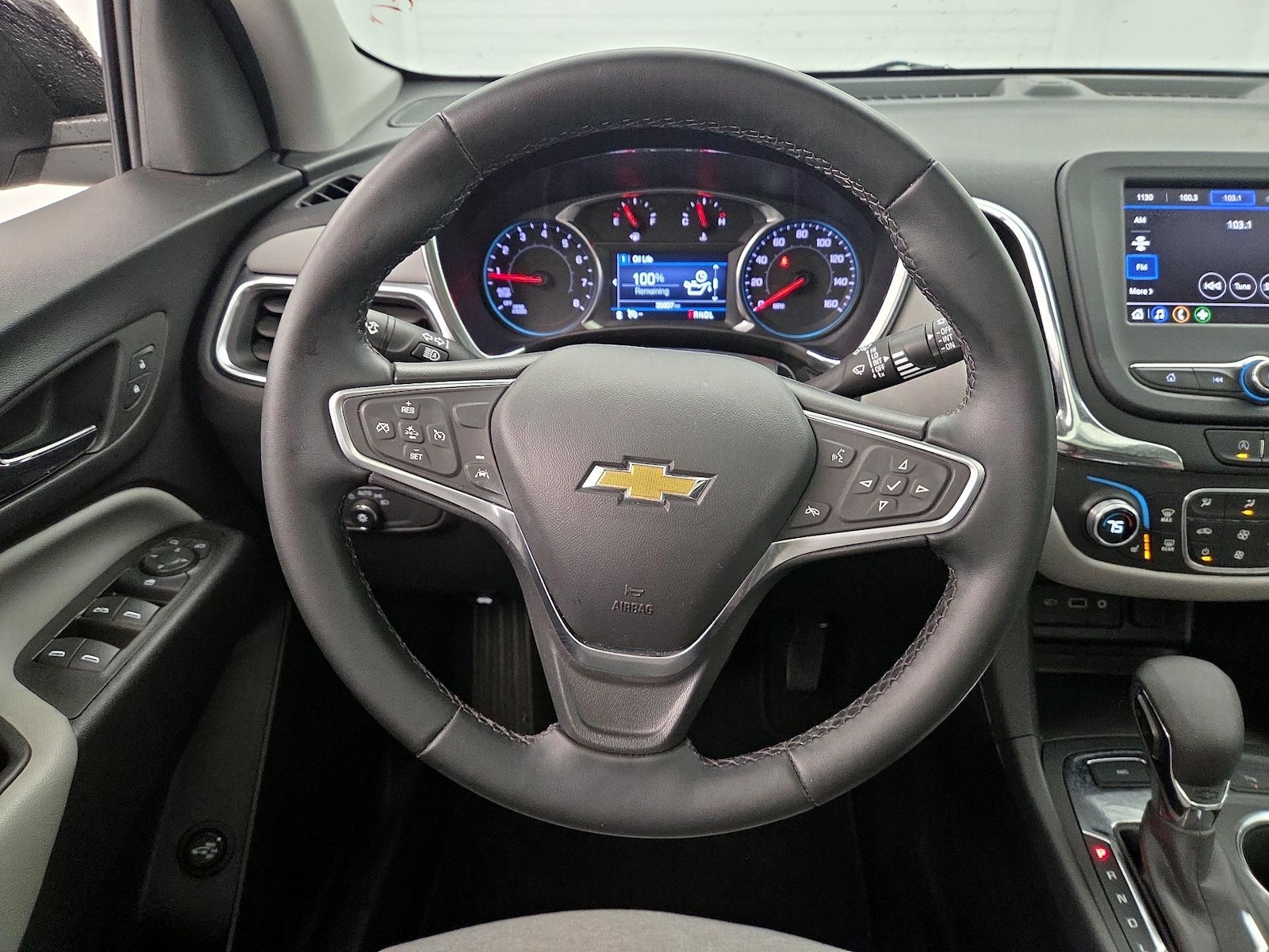 2023 Chevrolet Equinox LT - Photo 11