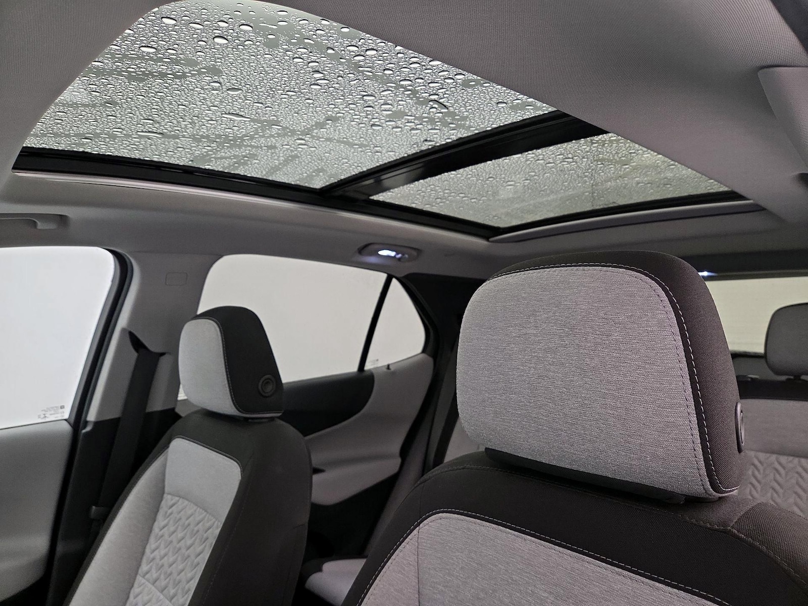 2023 Chevrolet Equinox LT - Photo 20