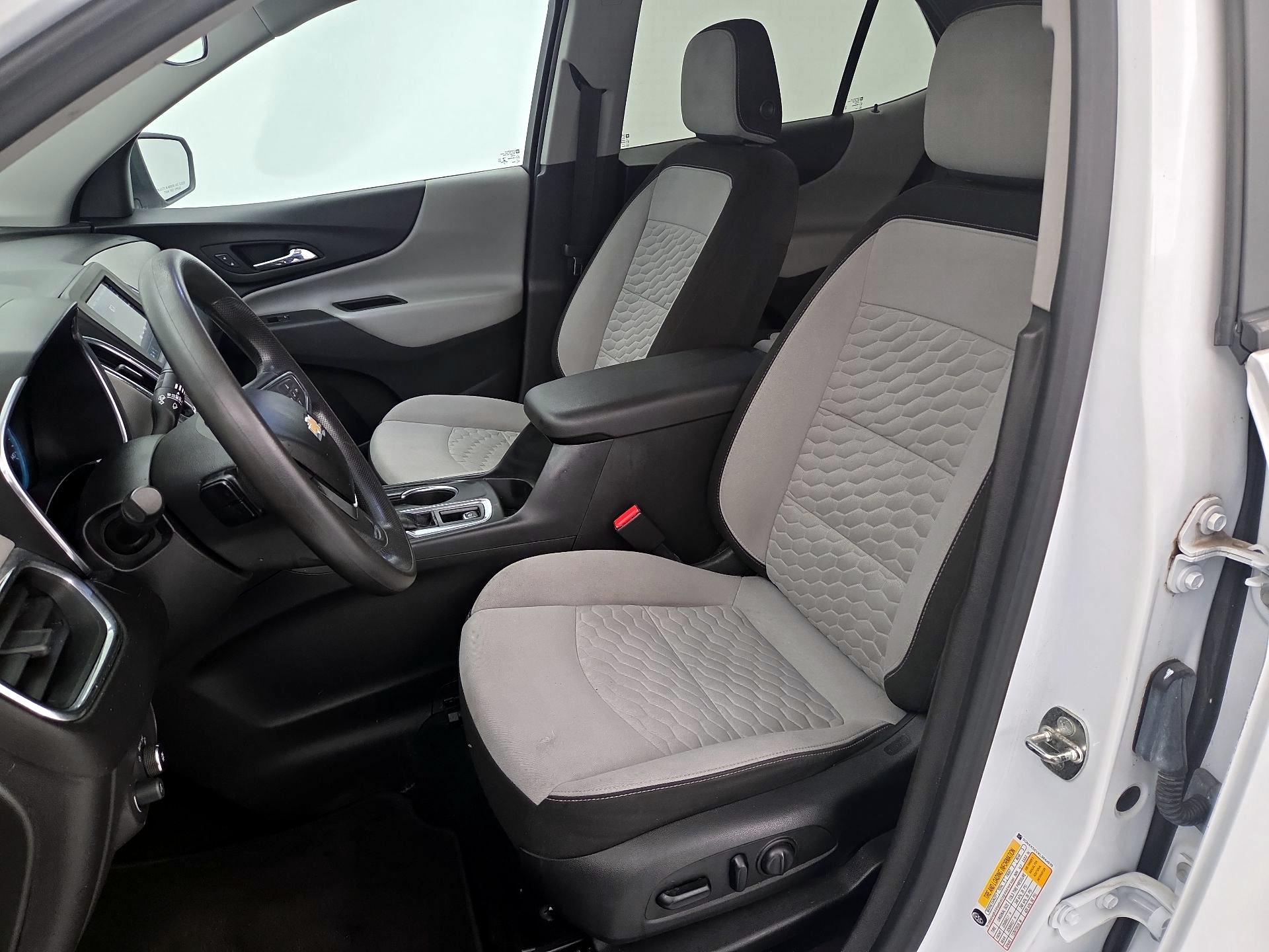 Thumbnail: 2020 Chevrolet Equinox - 11