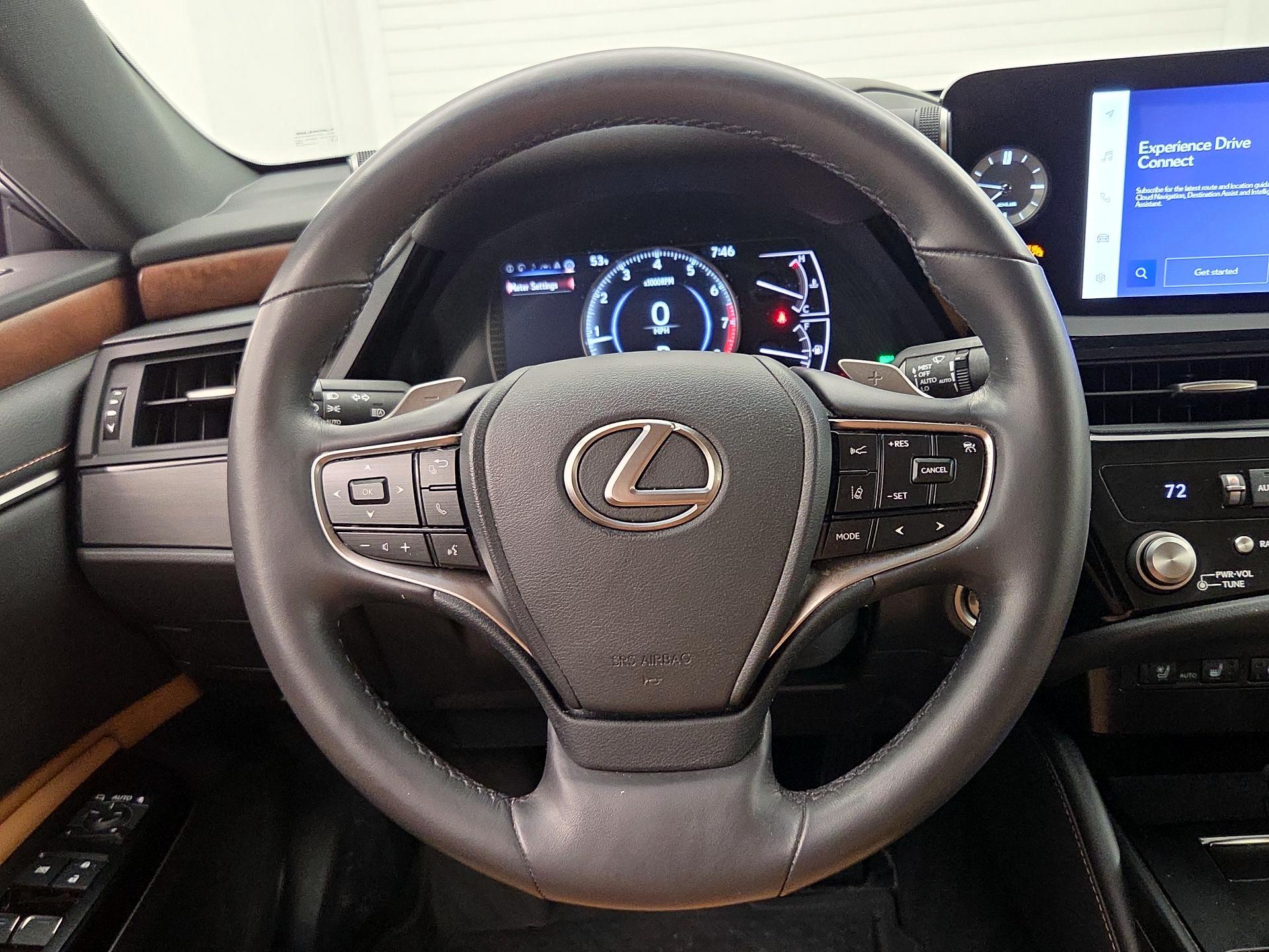 Thumbnail: 2024 Lexus ES - 10