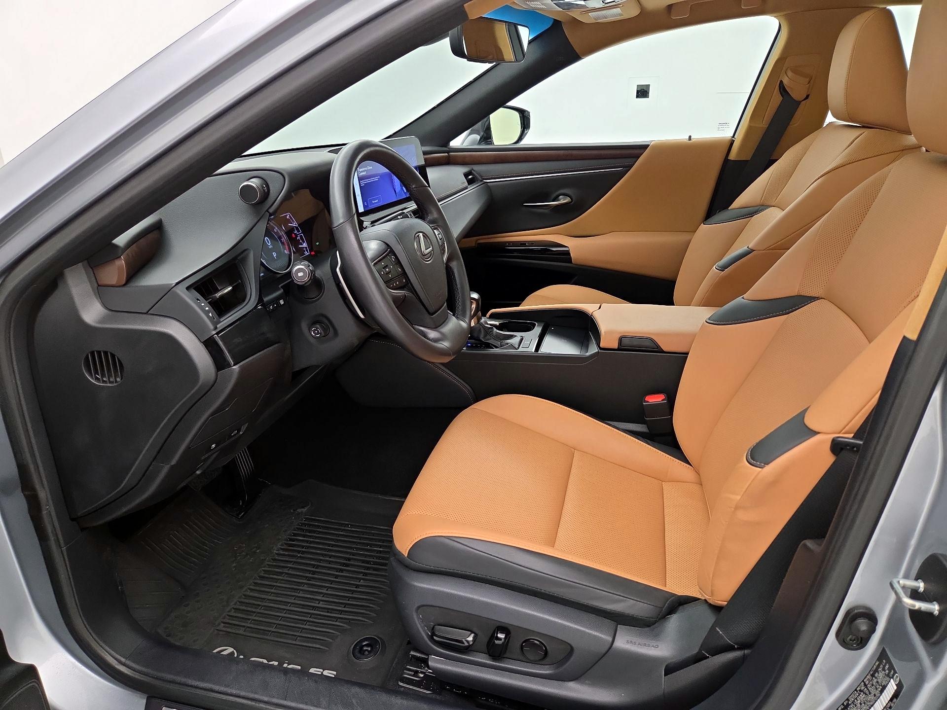Thumbnail: 2024 Lexus ES - 11