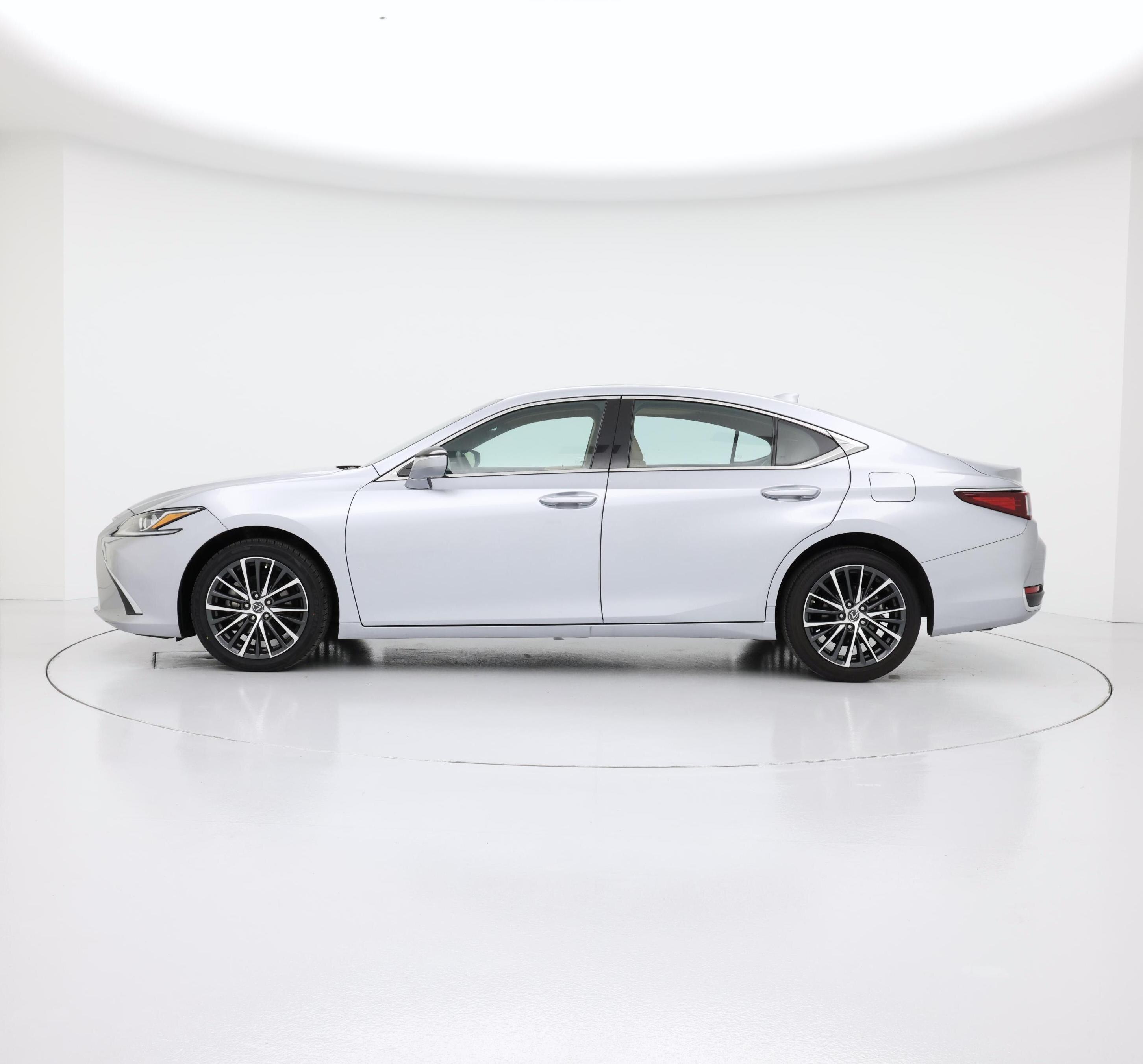 Thumbnail: 2024 Lexus ES - 3