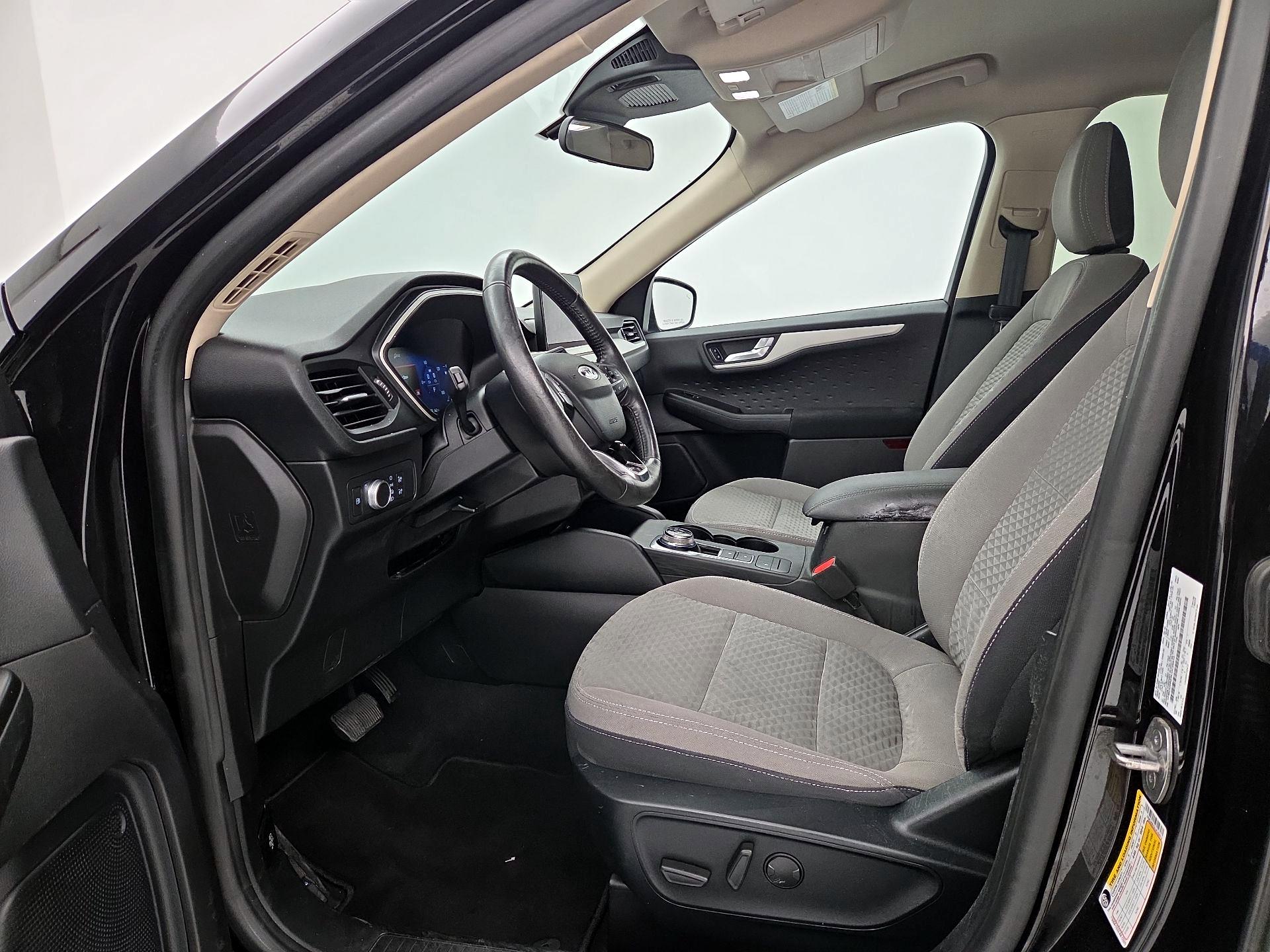 Thumbnail: 2020 Ford Escape - 11