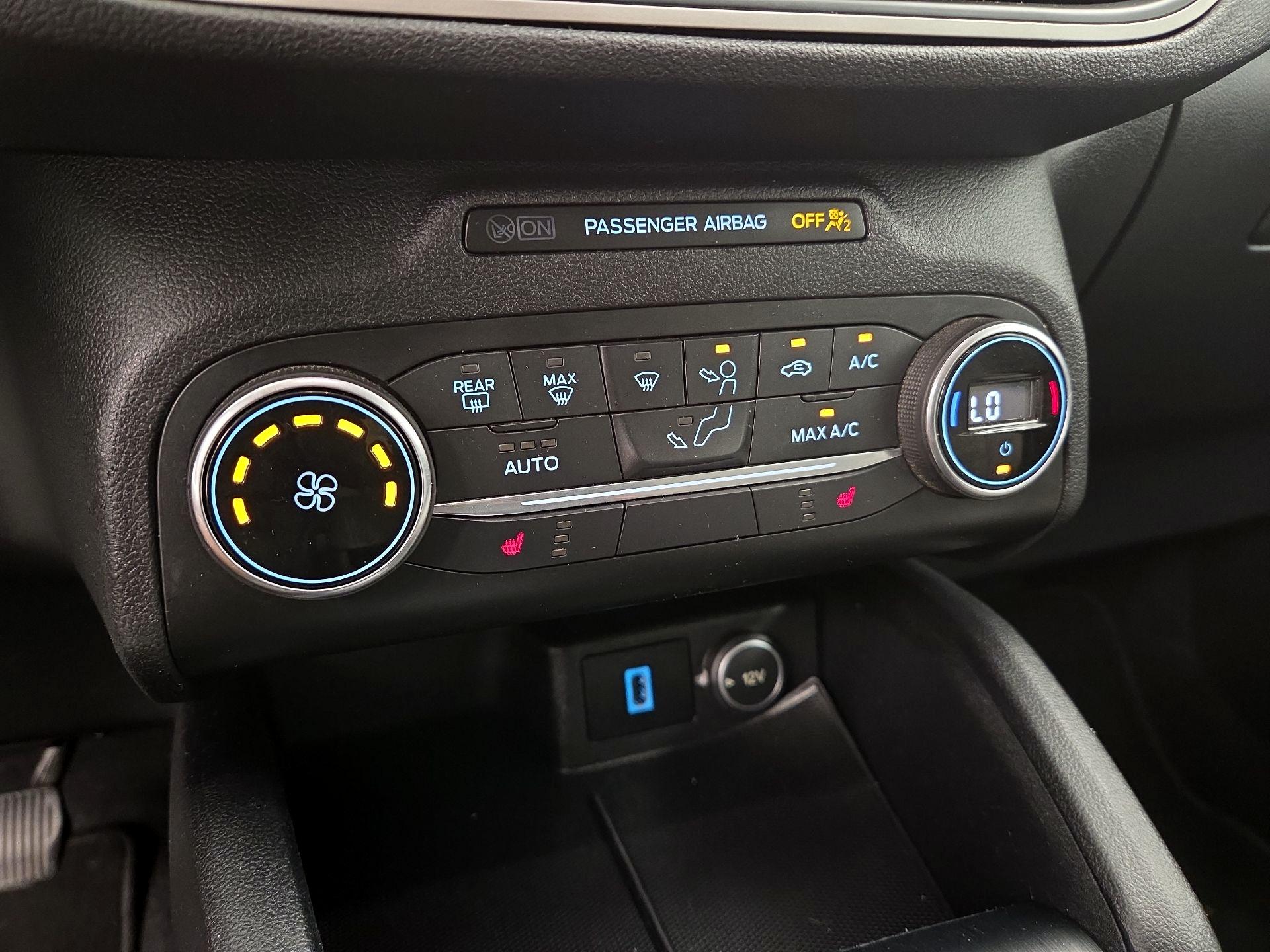 Thumbnail: 2020 Ford Escape - 16