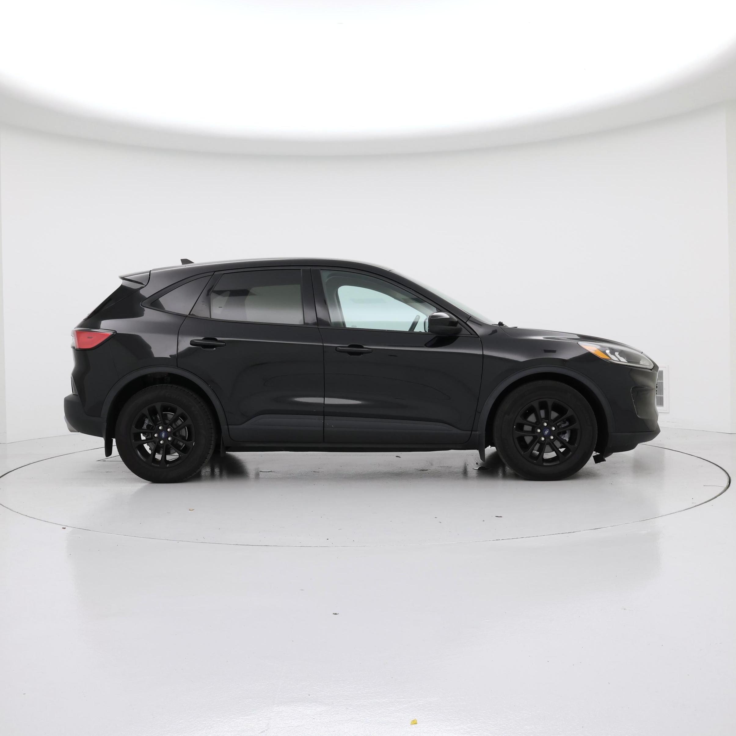 Thumbnail: 2020 Ford Escape - 7