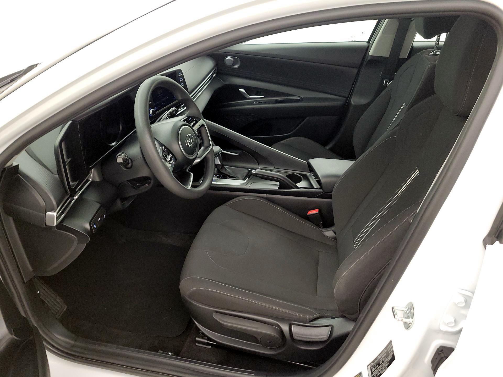 Thumbnail: 2023 Hyundai Elantra - 11