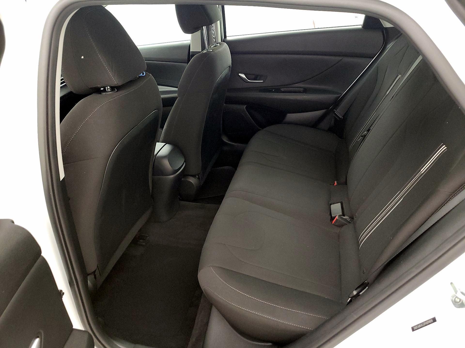 Thumbnail: 2023 Hyundai Elantra - 19