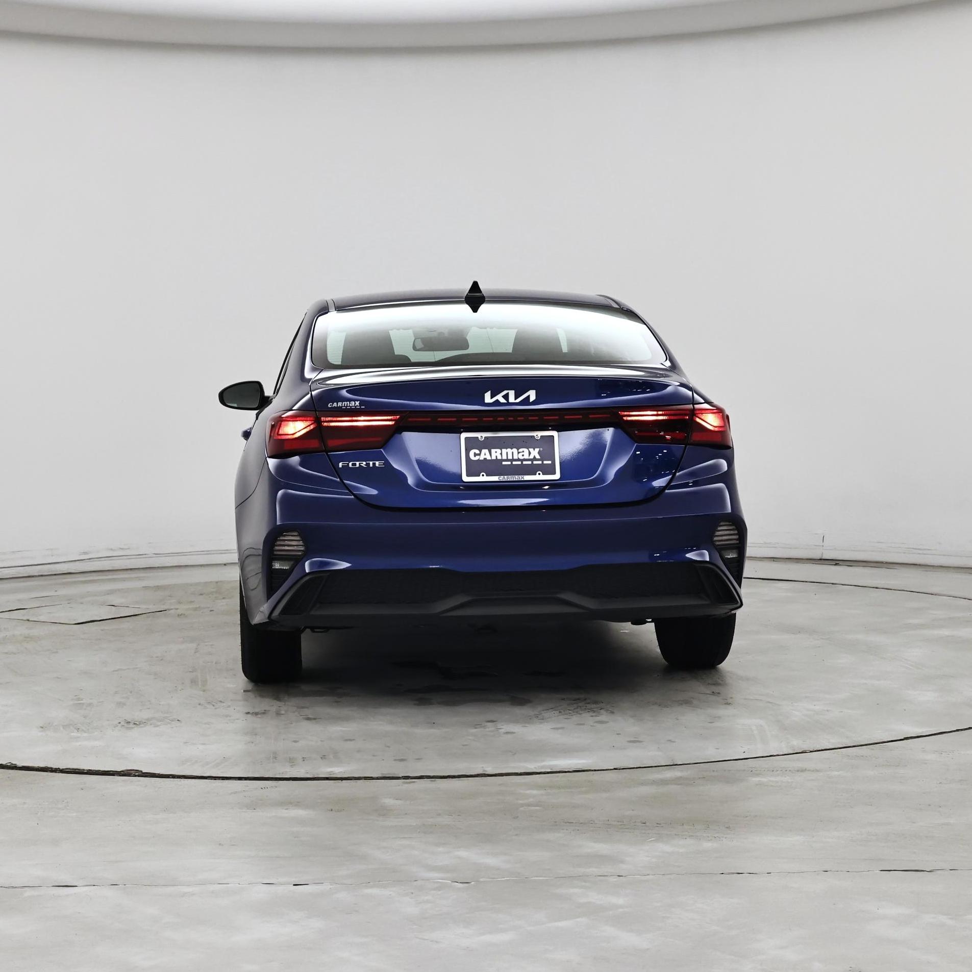 Thumbnail: 2024 Kia Forte - 6