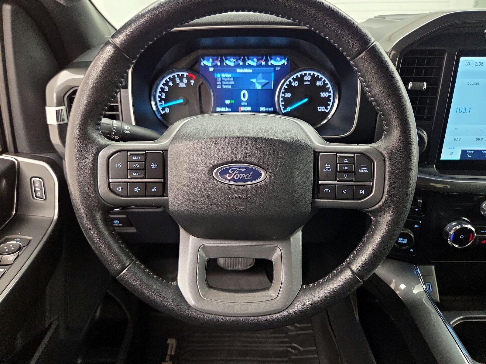 2022 Ford F-150 XLT - Photo 11