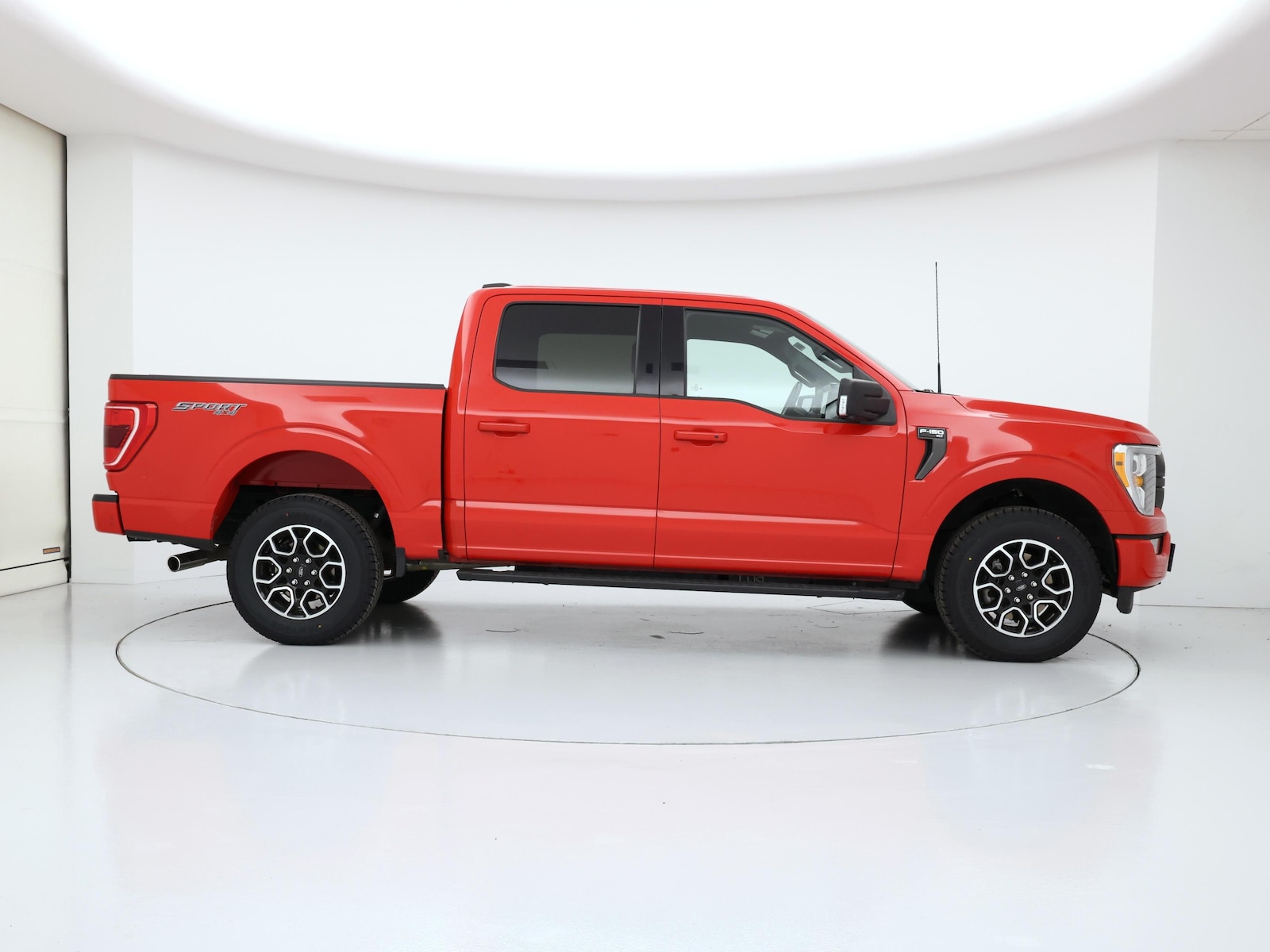 2022 Ford F-150 XLT - Photo 8