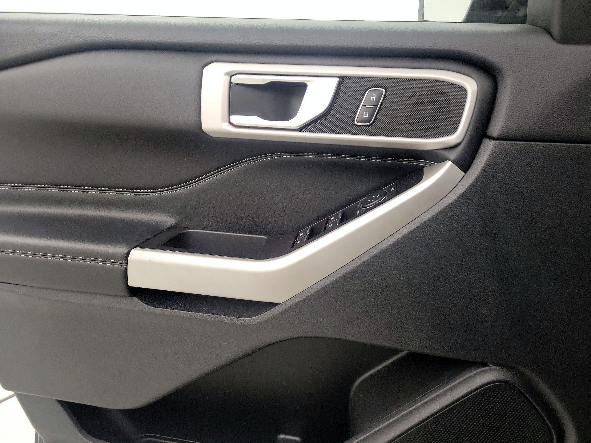 Thumbnail: 2022 Ford Explorer - 12