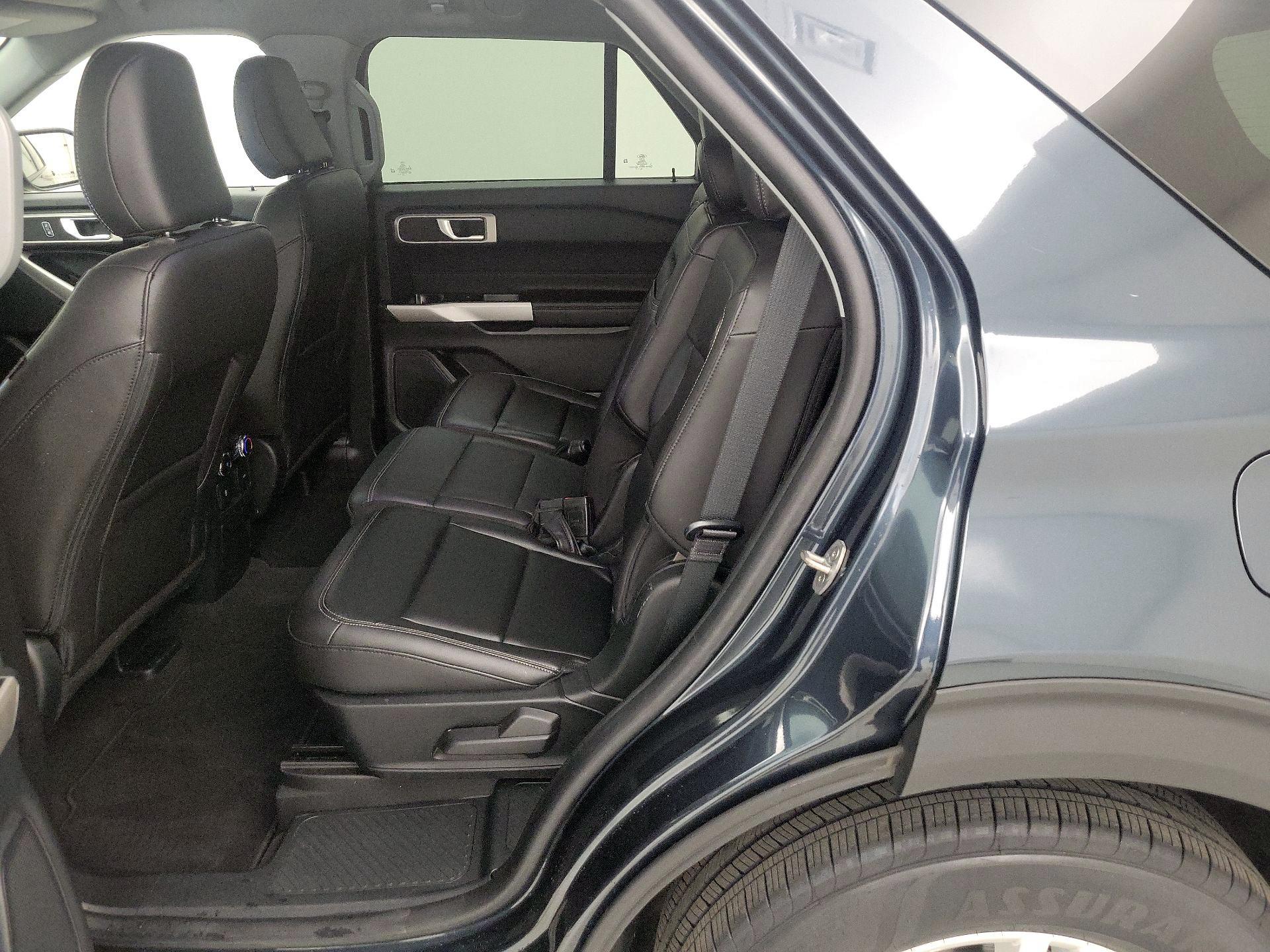 Thumbnail: 2022 Ford Explorer - 19